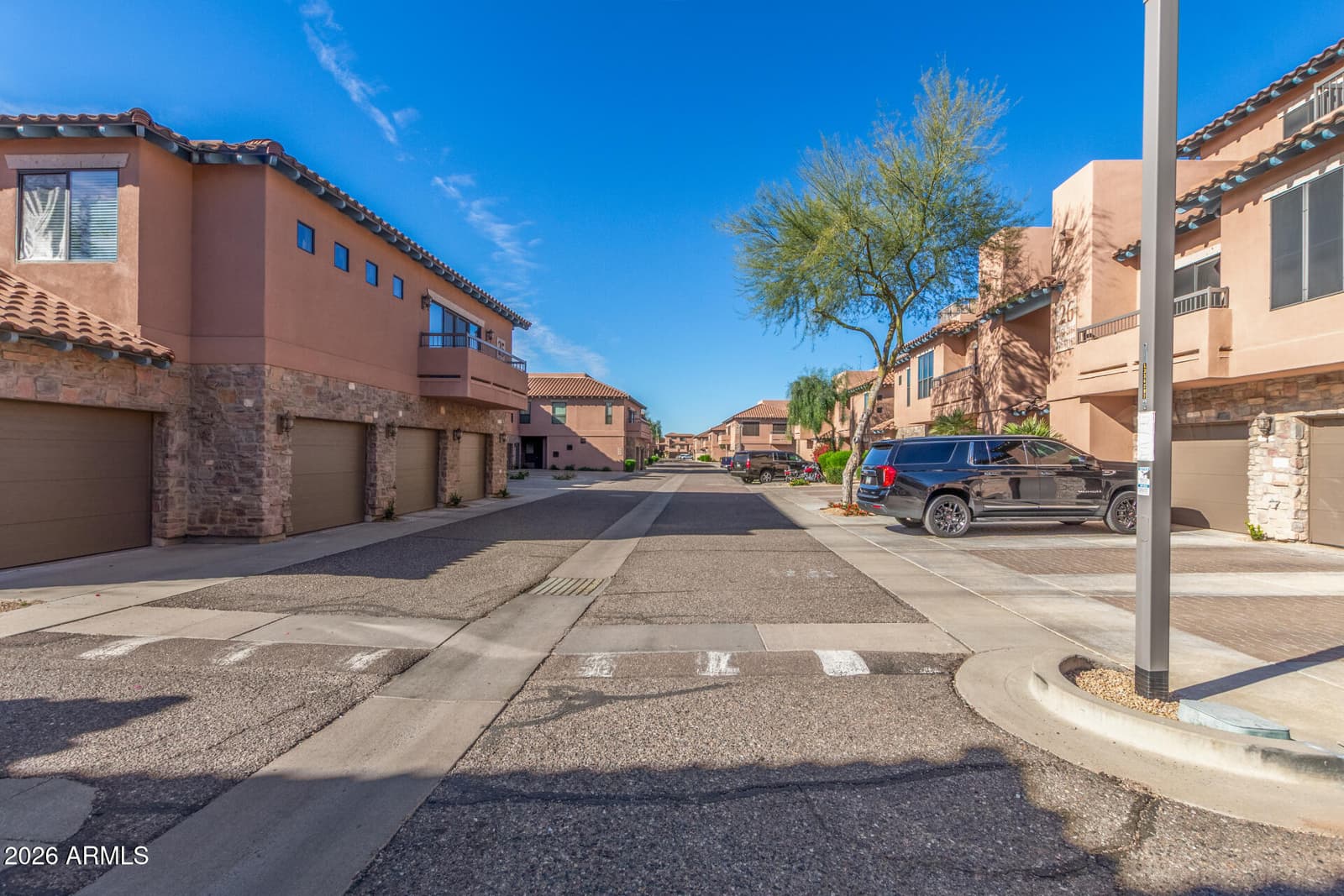 20660 N 40TH Street 1172, Phoenix, AZ 85050 — photo 33 of 37
