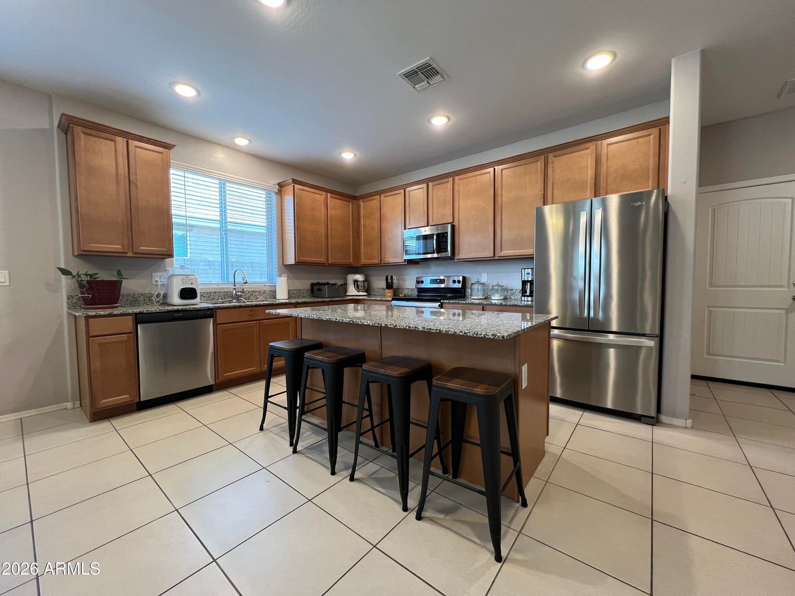 24749 W JESSICA Lane, Buckeye, AZ 85326 — photo 10 of 40
