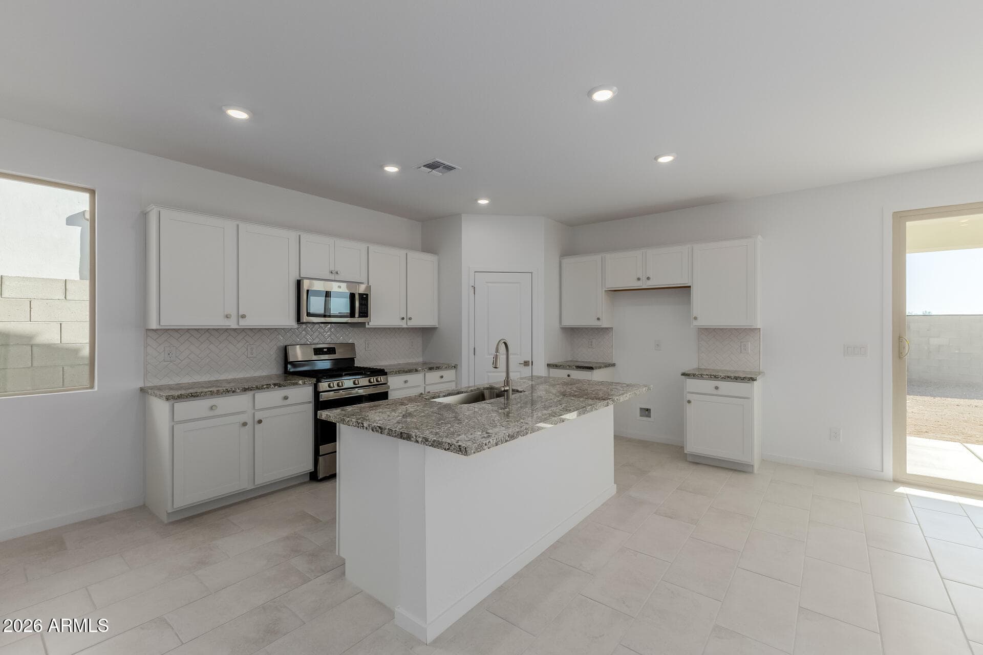 30137 W PALO BREA Way, Buckeye, AZ 85396 — photo 18 of 36