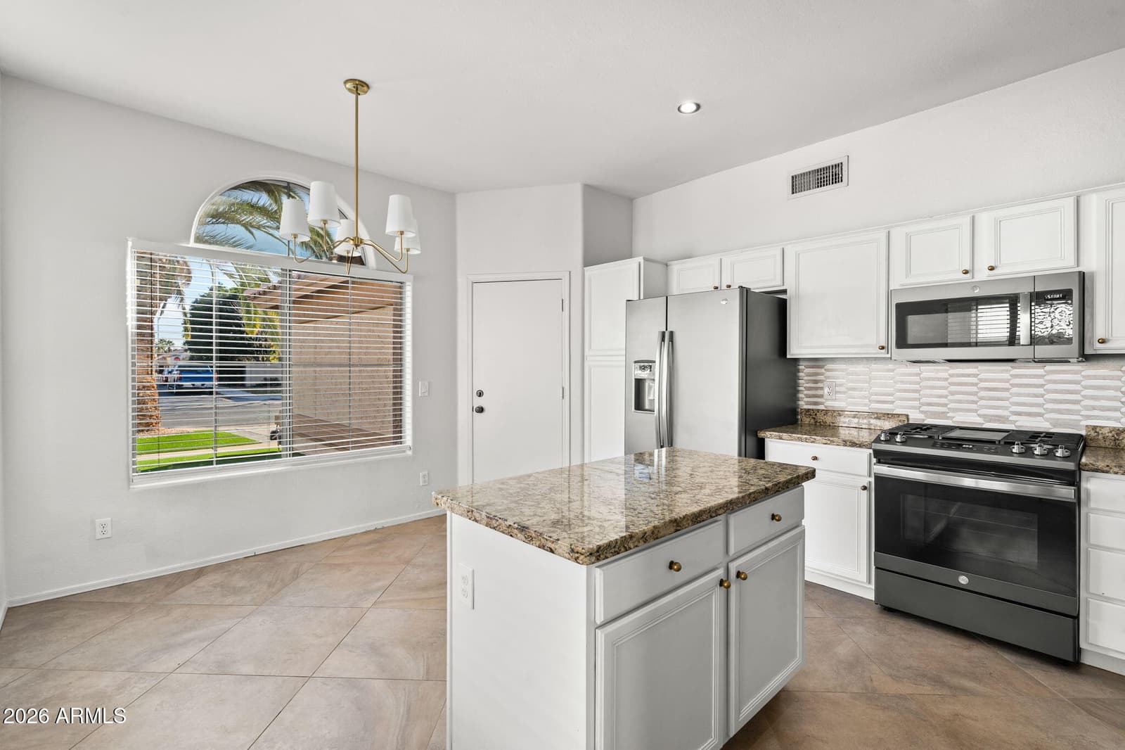1638 E BARBARITA Avenue, Gilbert, AZ 85234 — photo 9 of 29
