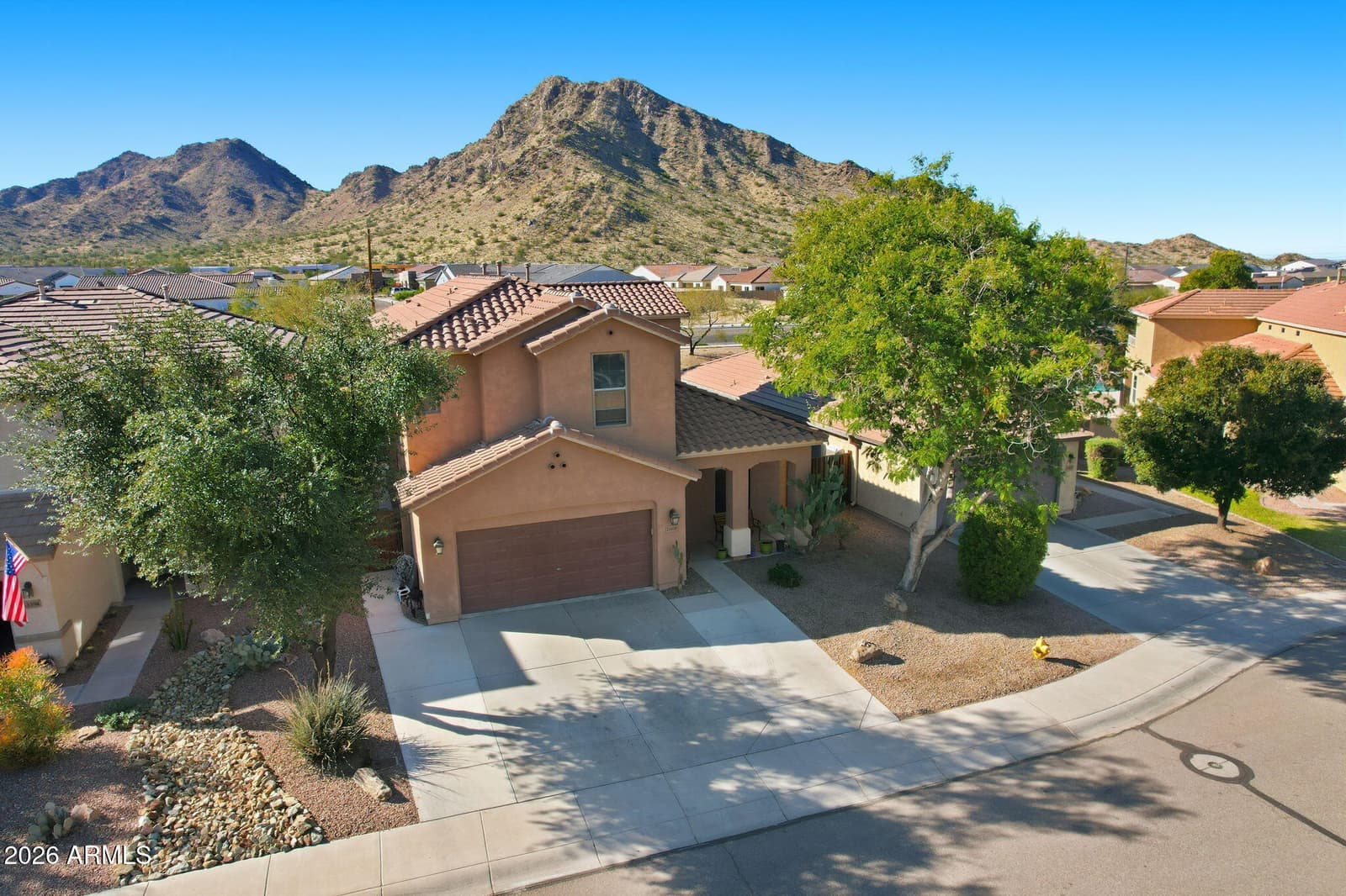 33408 N FALCON Trail, San Tan Valley, AZ 85144 — photo 3 of 35