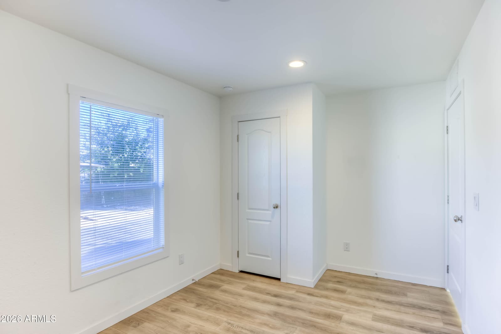 1325 W Silverlake Road 9, Tucson, AZ 85713 — photo 13 of 29