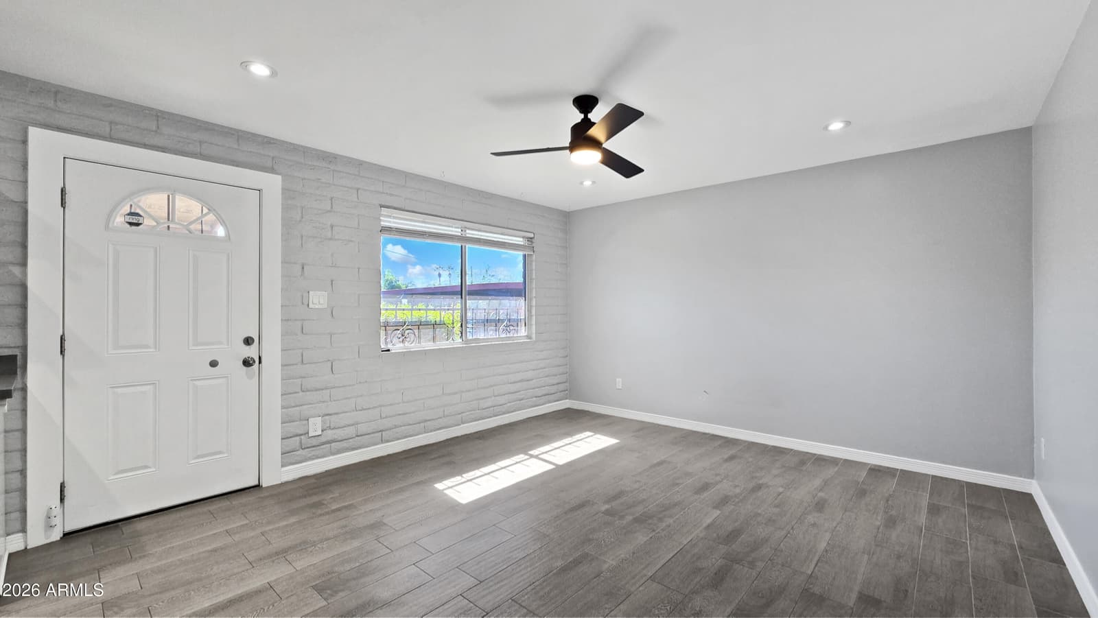 6739 N 16TH Street 14, Phoenix, AZ 85016 — photo 3 of 19