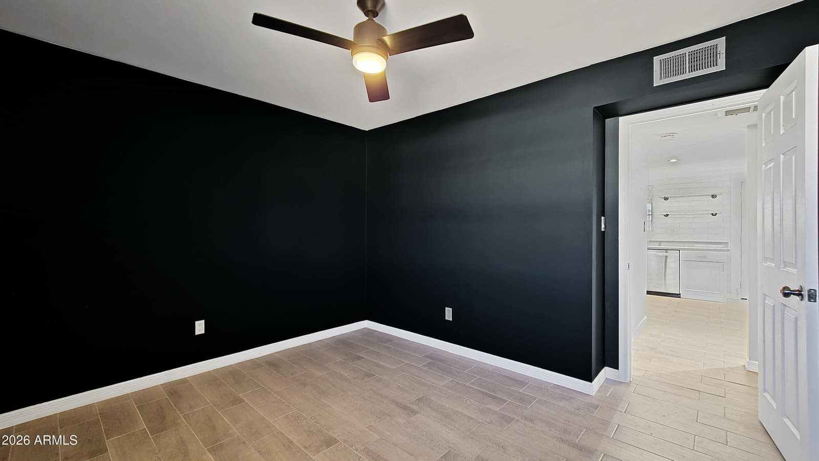 6739 N 16TH Street 14, Phoenix, AZ 85016 — photo 12 of 19