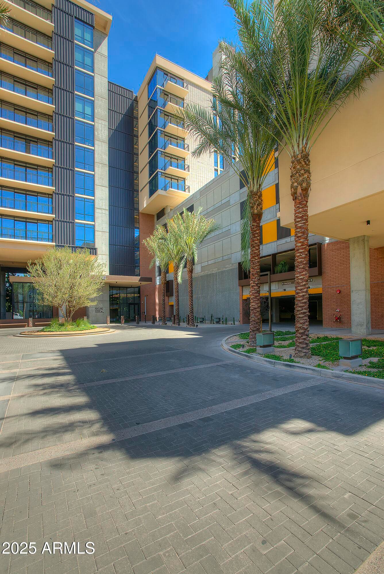 200 W PORTLAND Street 817, Phoenix, AZ 85003 — photo 23 of 60