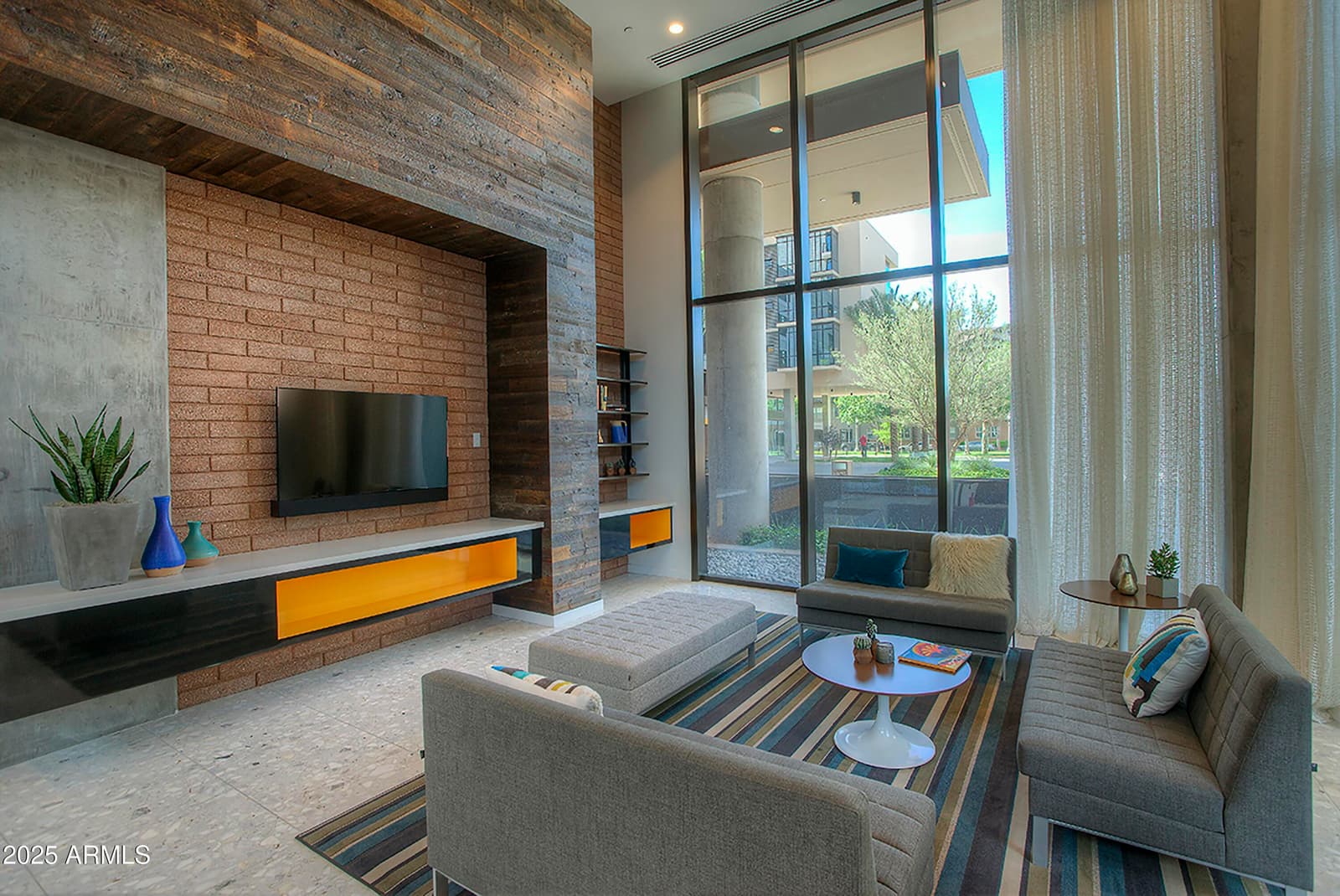 200 W PORTLAND Street 817, Phoenix, AZ 85003 — photo 29 of 60