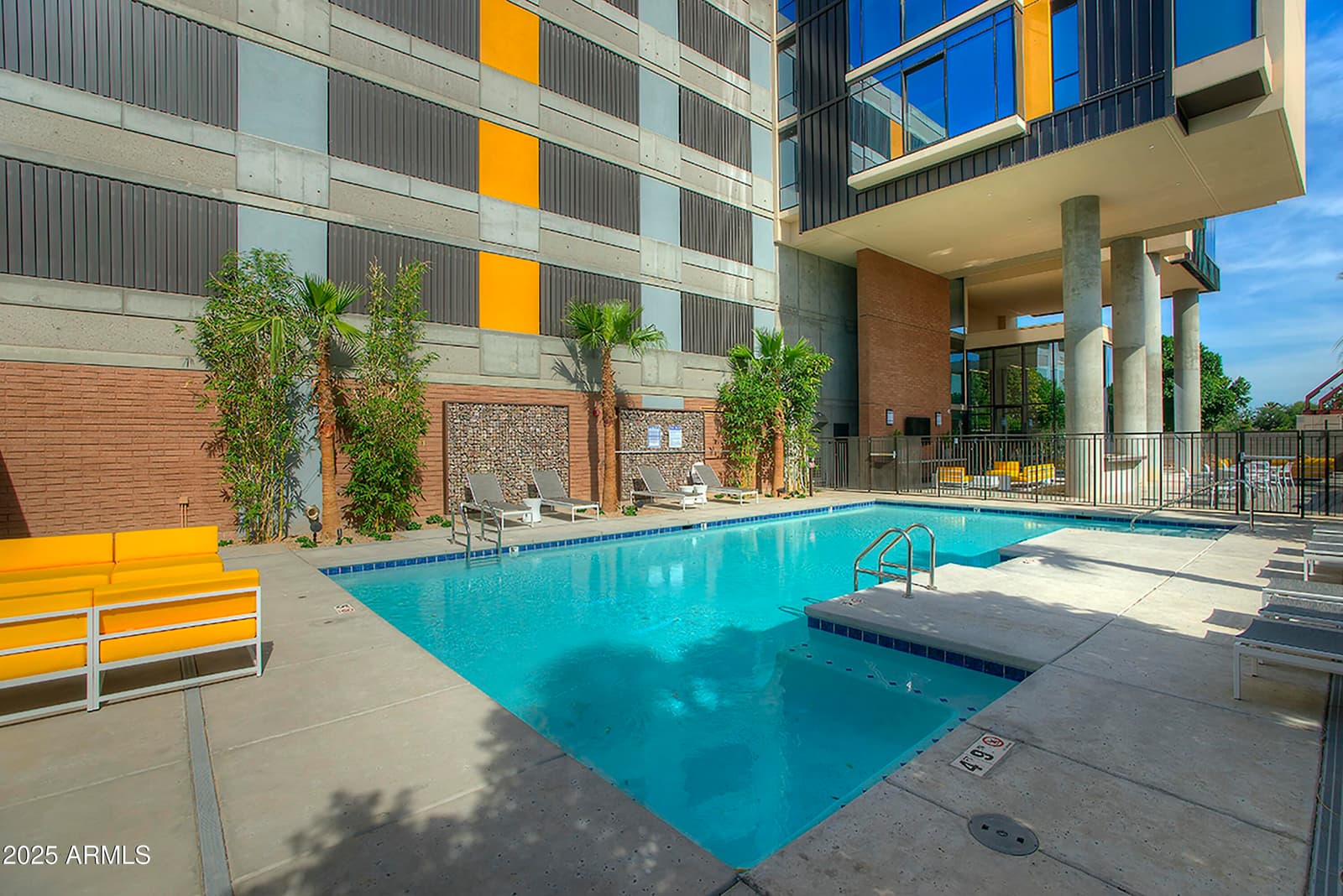 200 W PORTLAND Street 817, Phoenix, AZ 85003 — photo 35 of 60