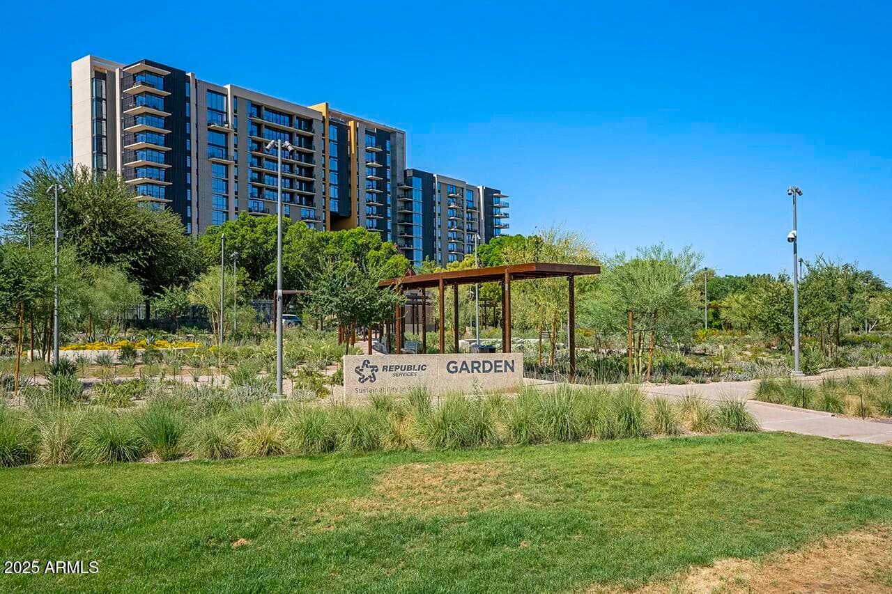 200 W PORTLAND Street 817, Phoenix, AZ 85003 — photo 48 of 60