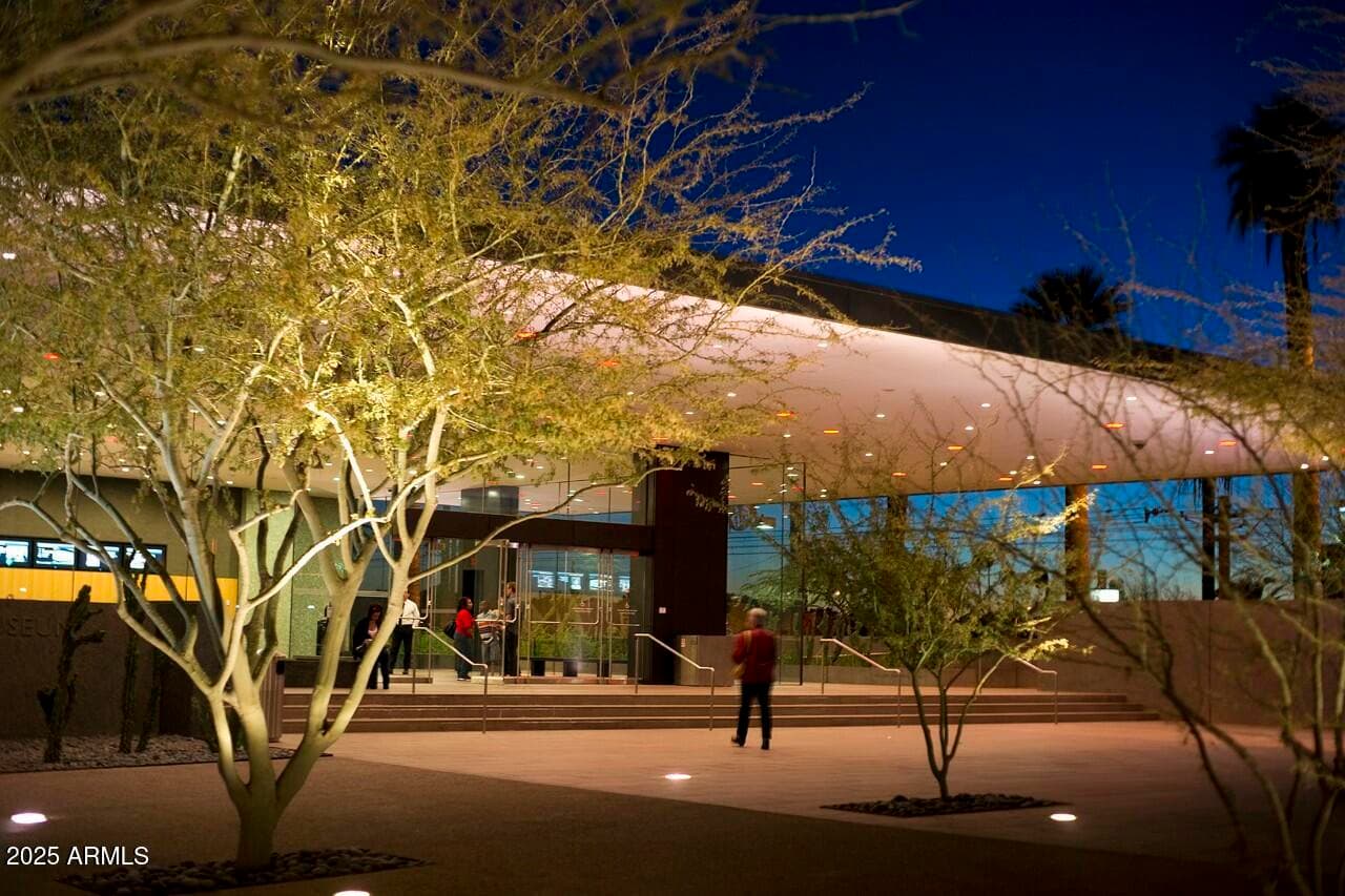 200 W PORTLAND Street 817, Phoenix, AZ 85003 — photo 59 of 60