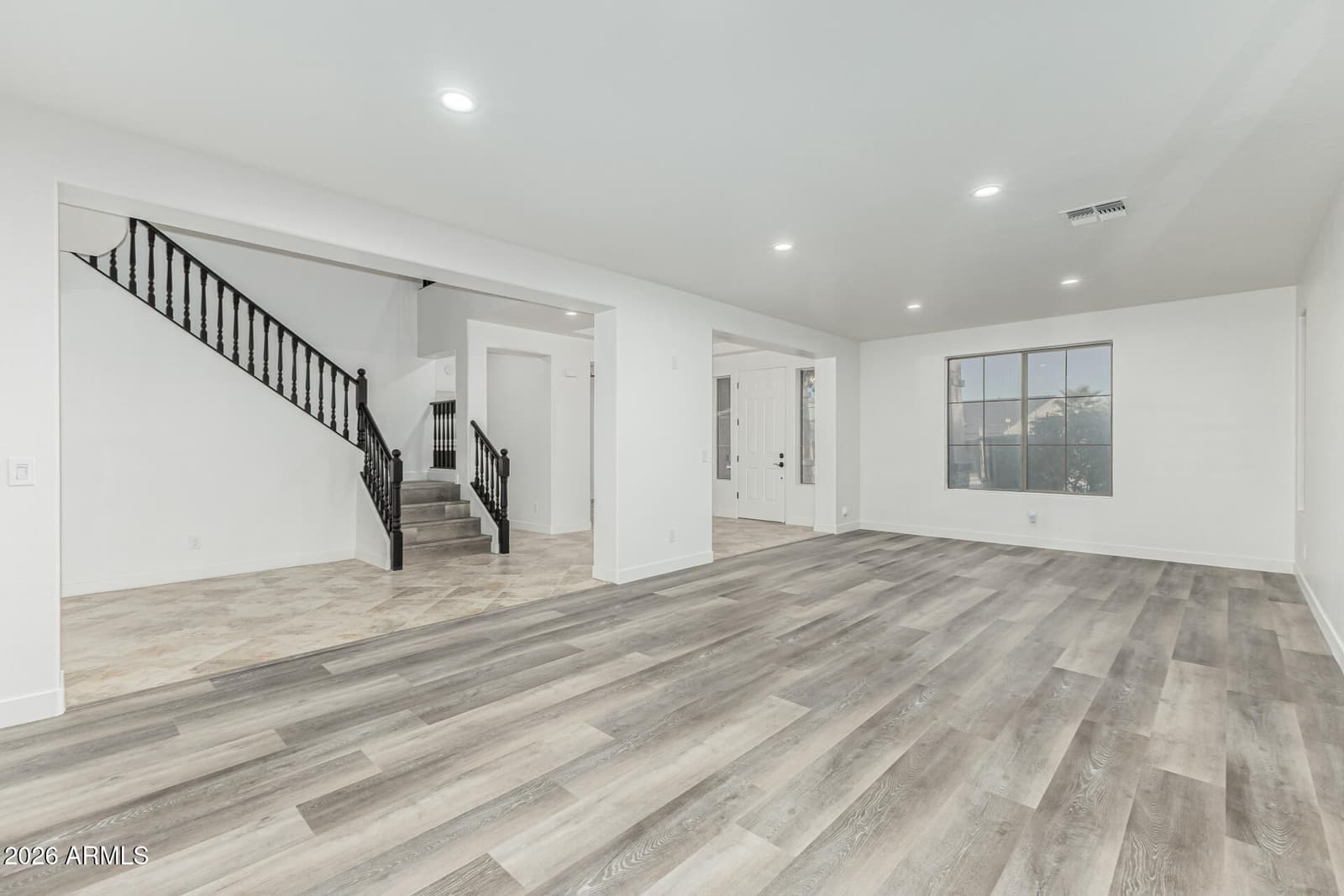 18336 W Banff Lane, Surprise, AZ 85388 — photo 14 of 68