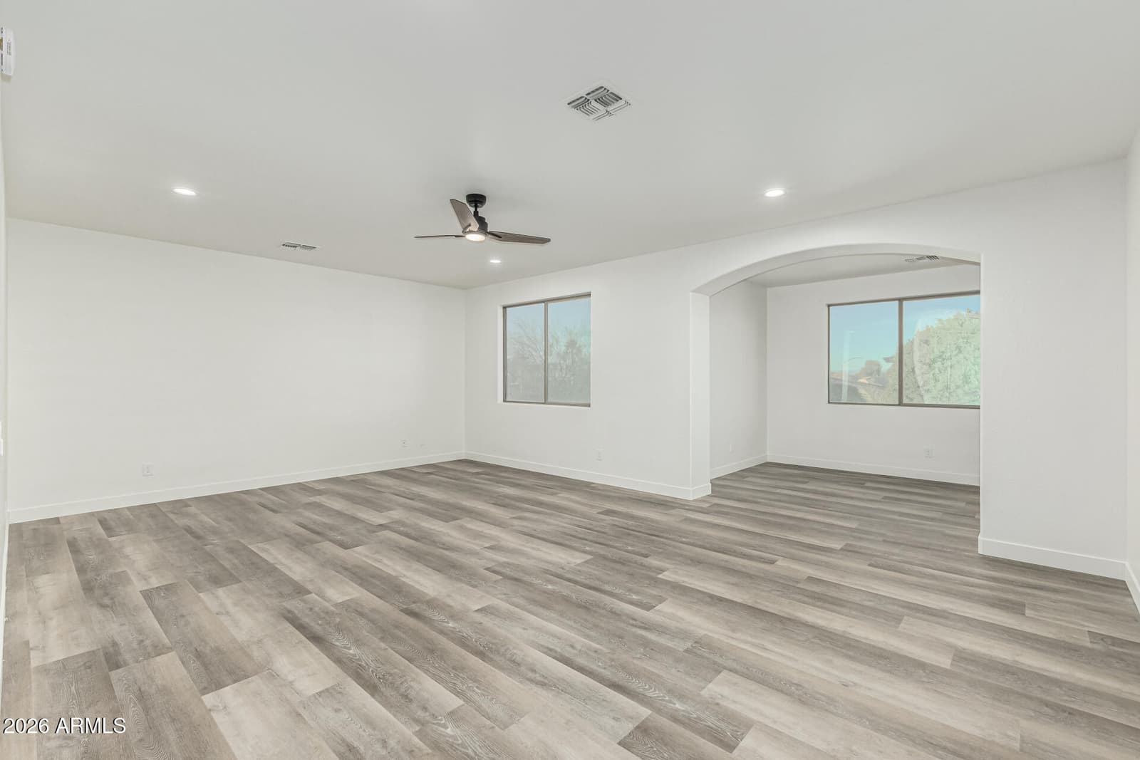 18336 W Banff Lane, Surprise, AZ 85388 — photo 6 of 68