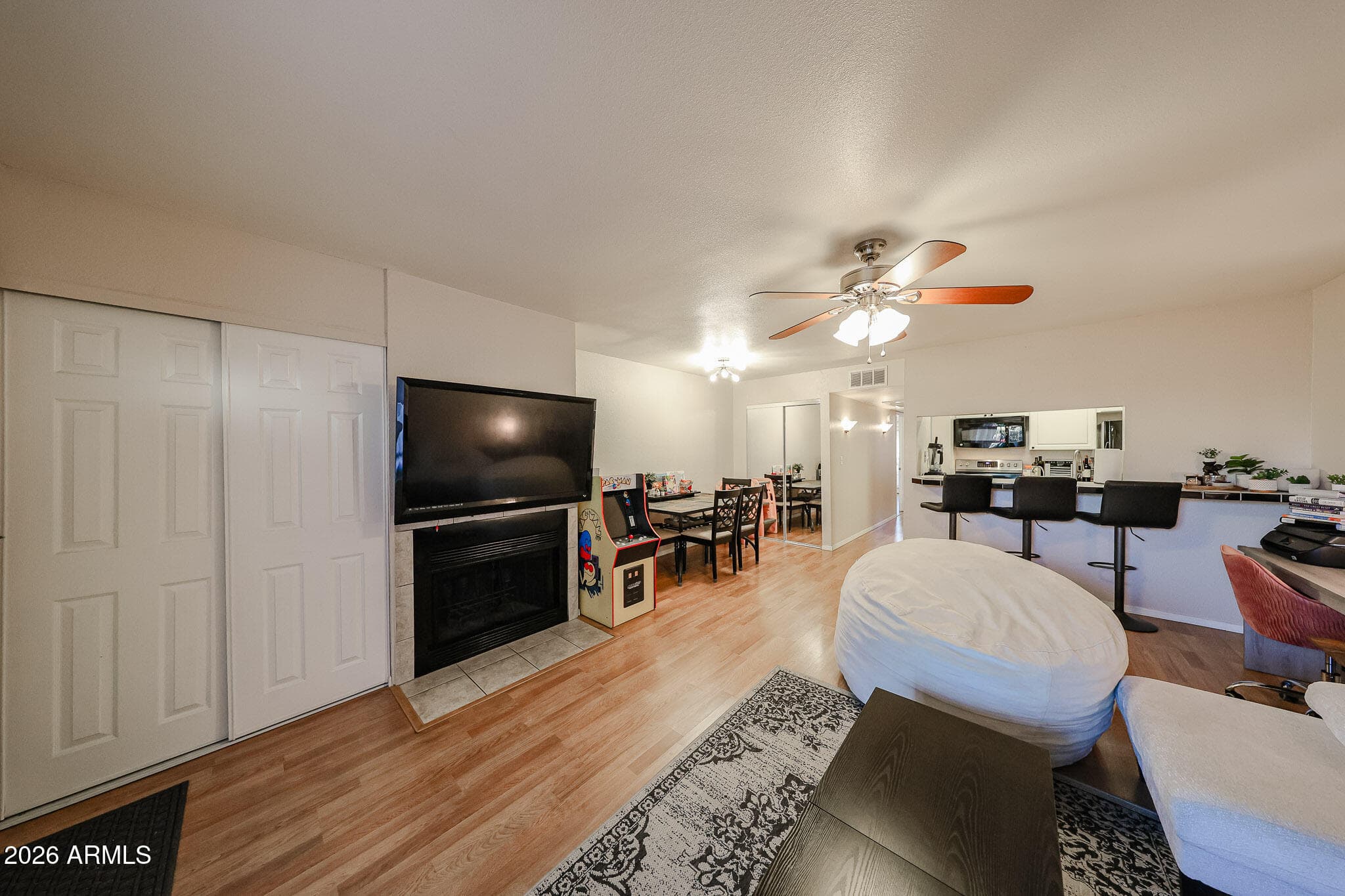 14203 N 19TH Avenue 1038, Phoenix, AZ 85023 — photo 8 of 39