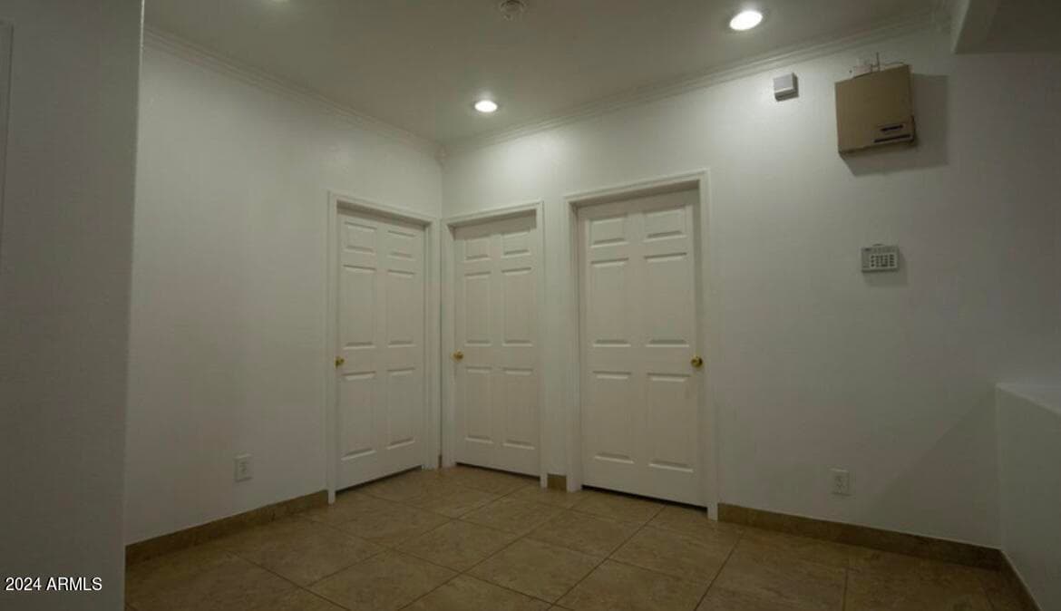 9427 W VIRGINIA Avenue, Phoenix, AZ 85037 — photo 3 of 19