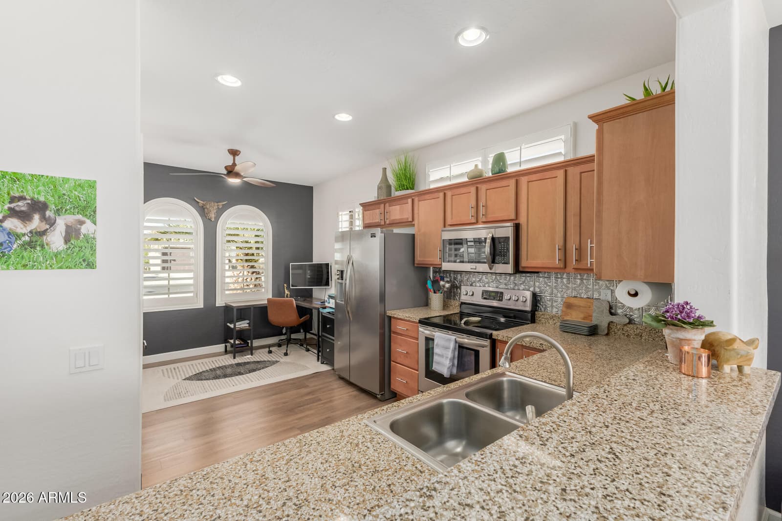 21527 N CASA ROYALE Drive, Surprise, AZ 85387 — photo 9 of 39