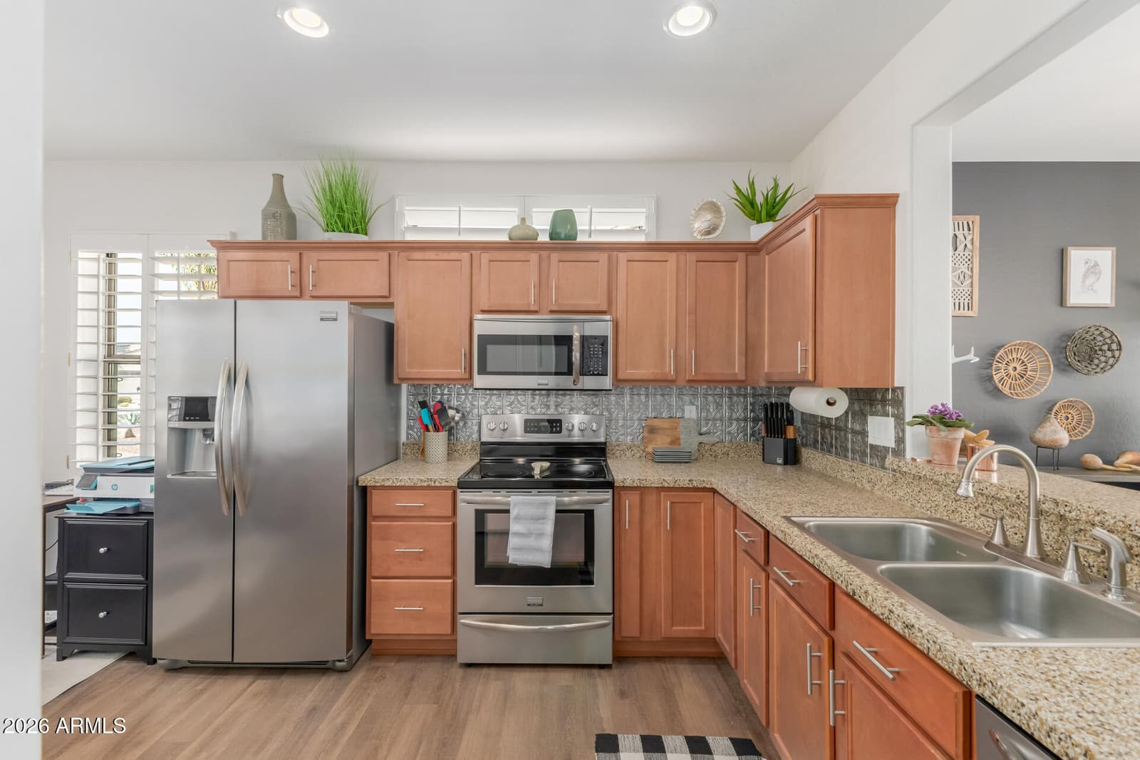 21527 N CASA ROYALE Drive, Surprise, AZ 85387 — photo 7 of 39