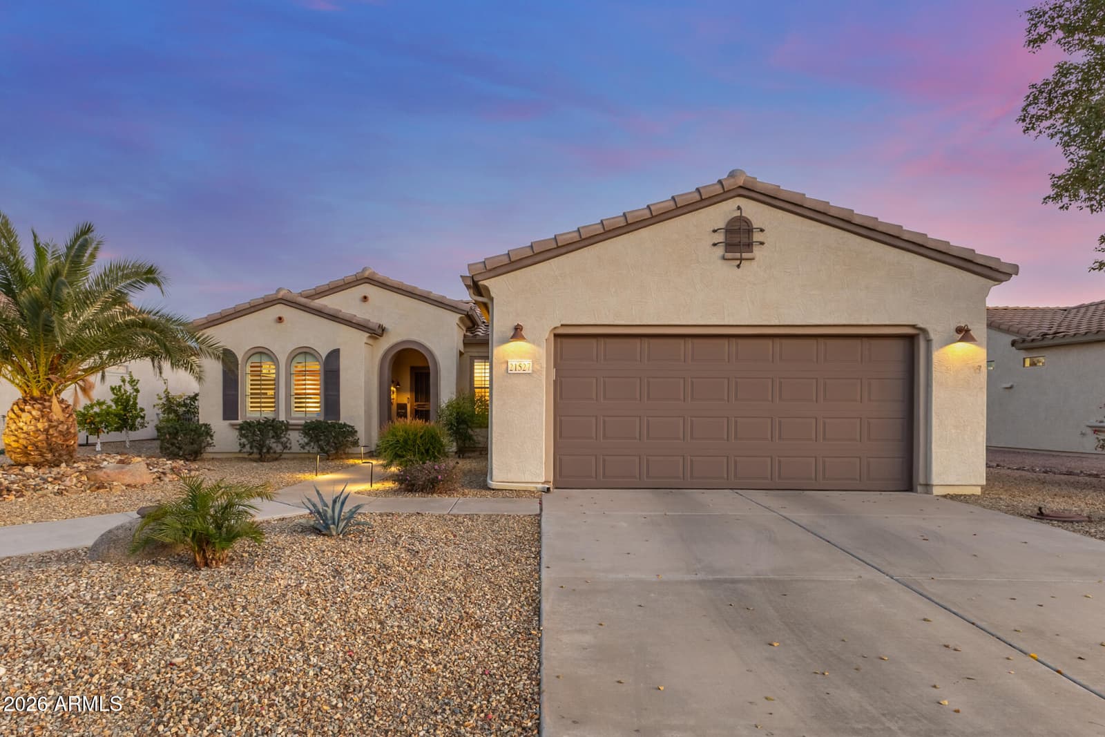21527 N CASA ROYALE Drive, Surprise, AZ 85387 — photo 3 of 39