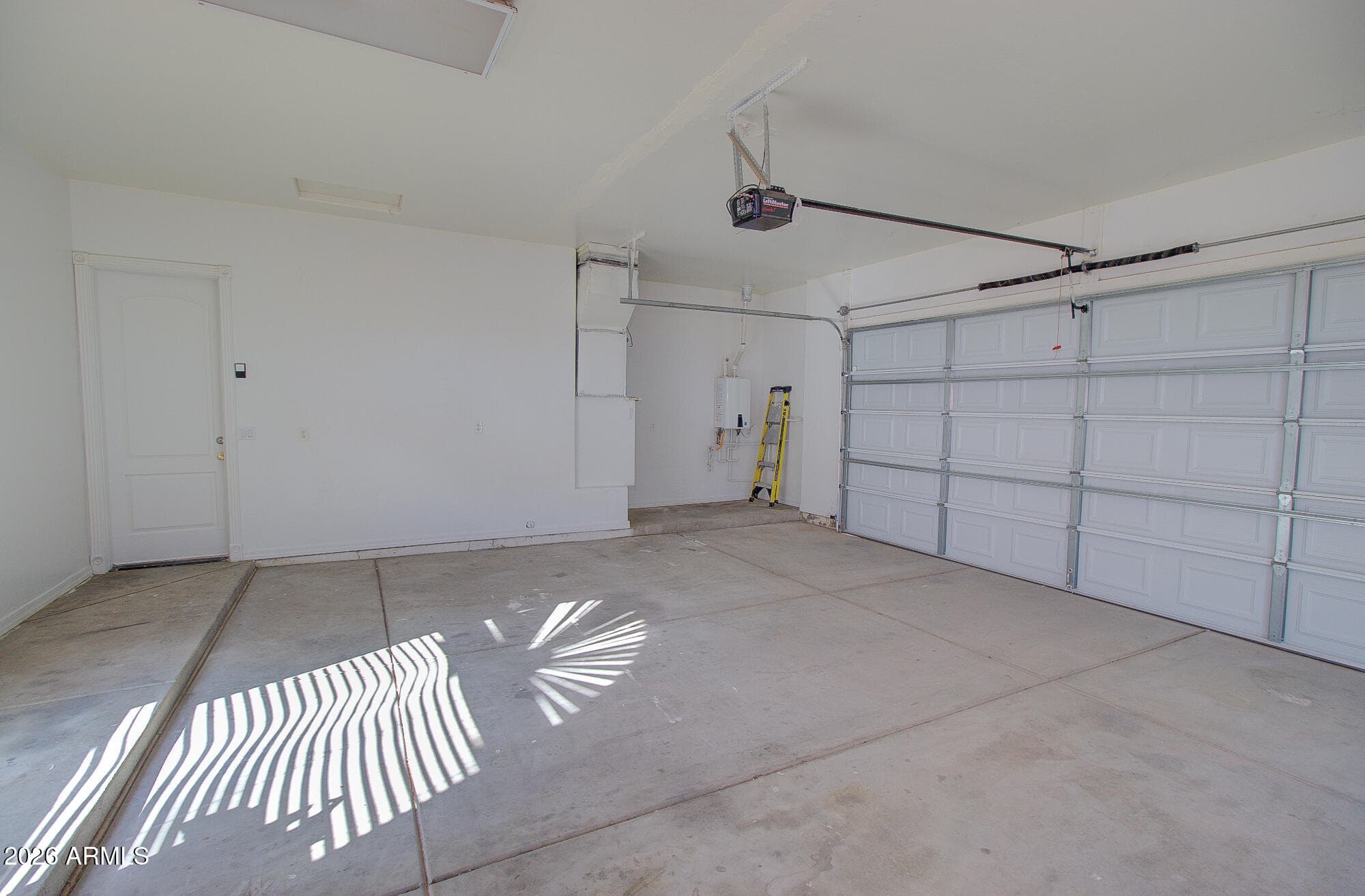 15392 S KLINE Place, Arizona City, AZ 85123 — photo 13 of 47