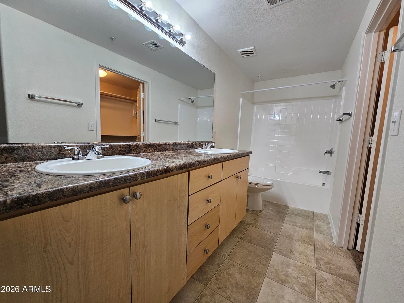 18416 N CAVE CREEK Road 1041, Phoenix, AZ 85032 — photo 7 of 13