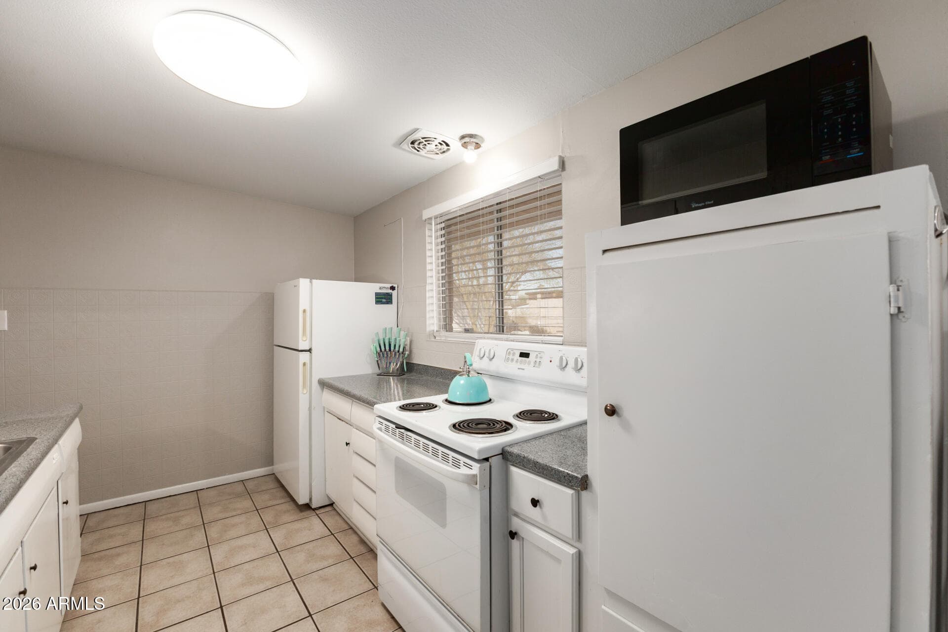 9016 W SANTA CRUZ Boulevard, Arizona City, AZ 85123 — photo 10 of 25