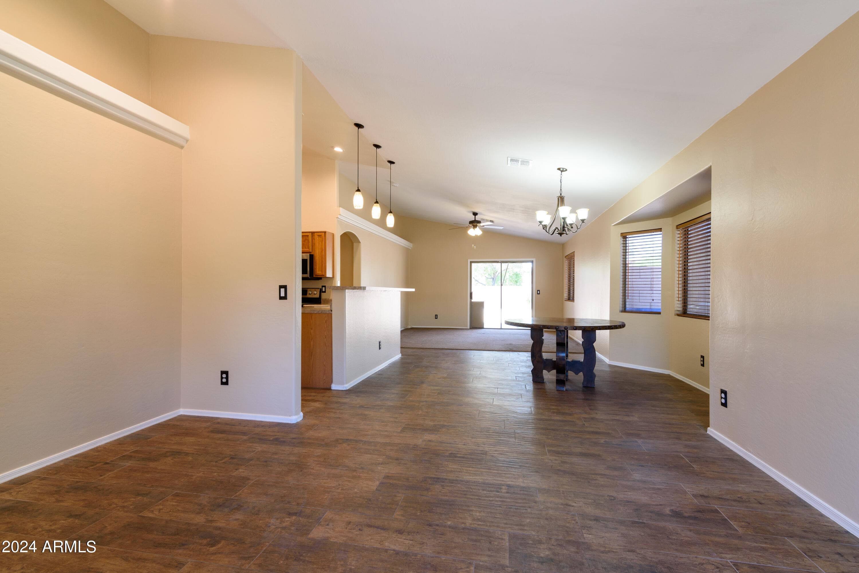 10649 W MONTE VISTA Road, Avondale, AZ 85392 — photo 10 of 28