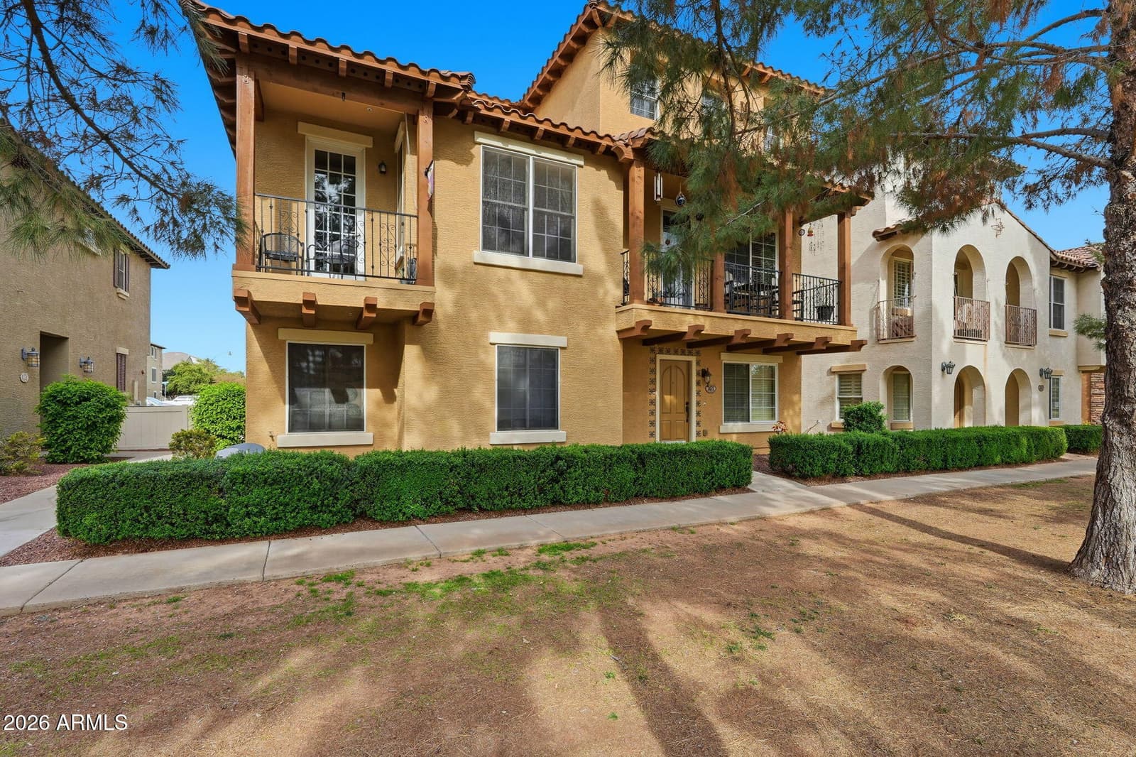 3671 E LESLIE Drive, Gilbert, AZ 85296 — photo 4 of 44