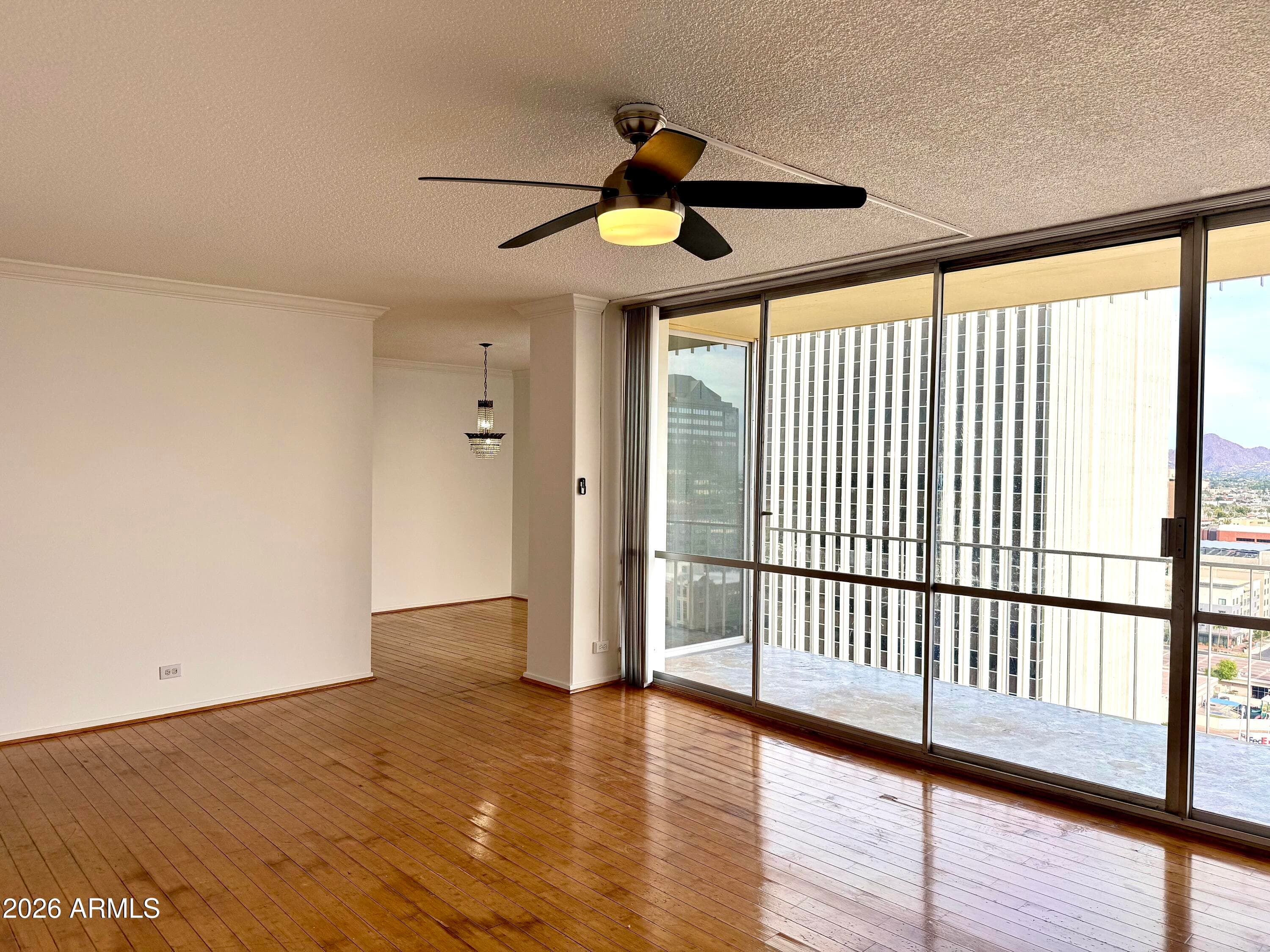 207 W CLARENDON Avenue 17G, Phoenix, AZ 85013 — photo 13 of 45