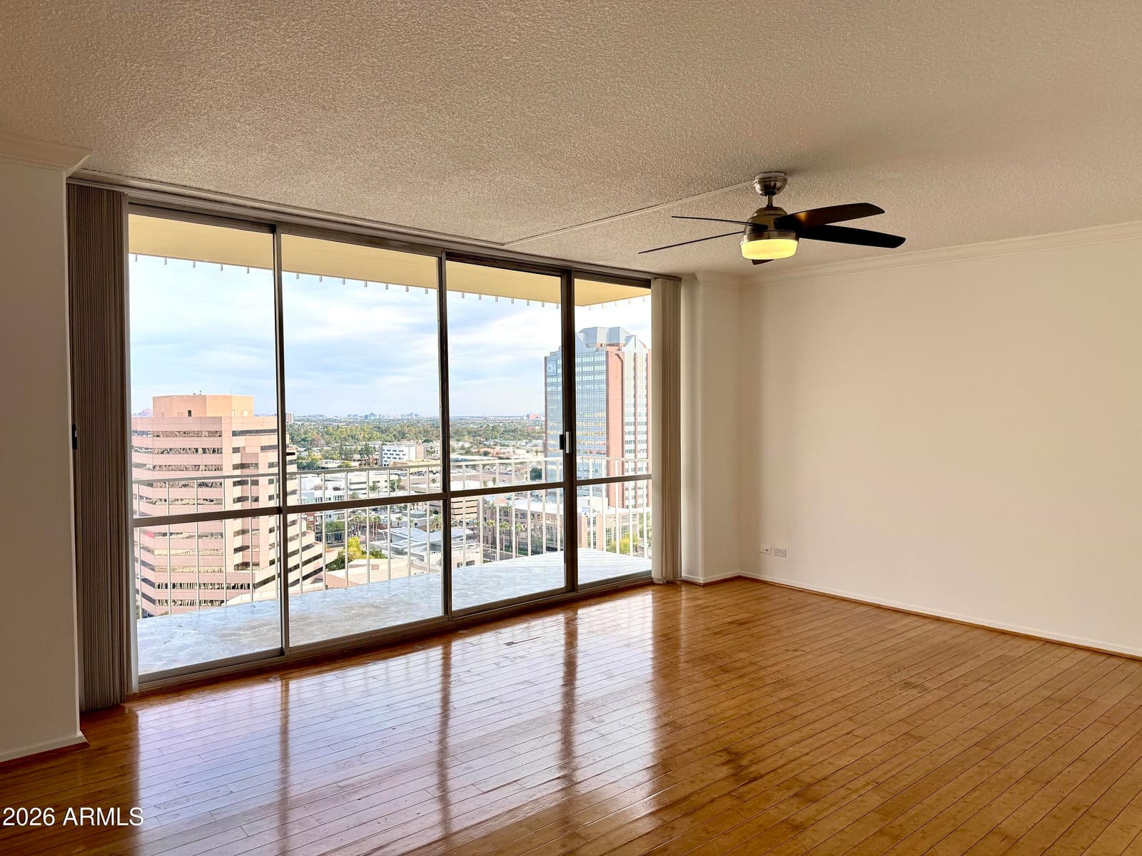207 W CLARENDON Avenue 17G, Phoenix, AZ 85013