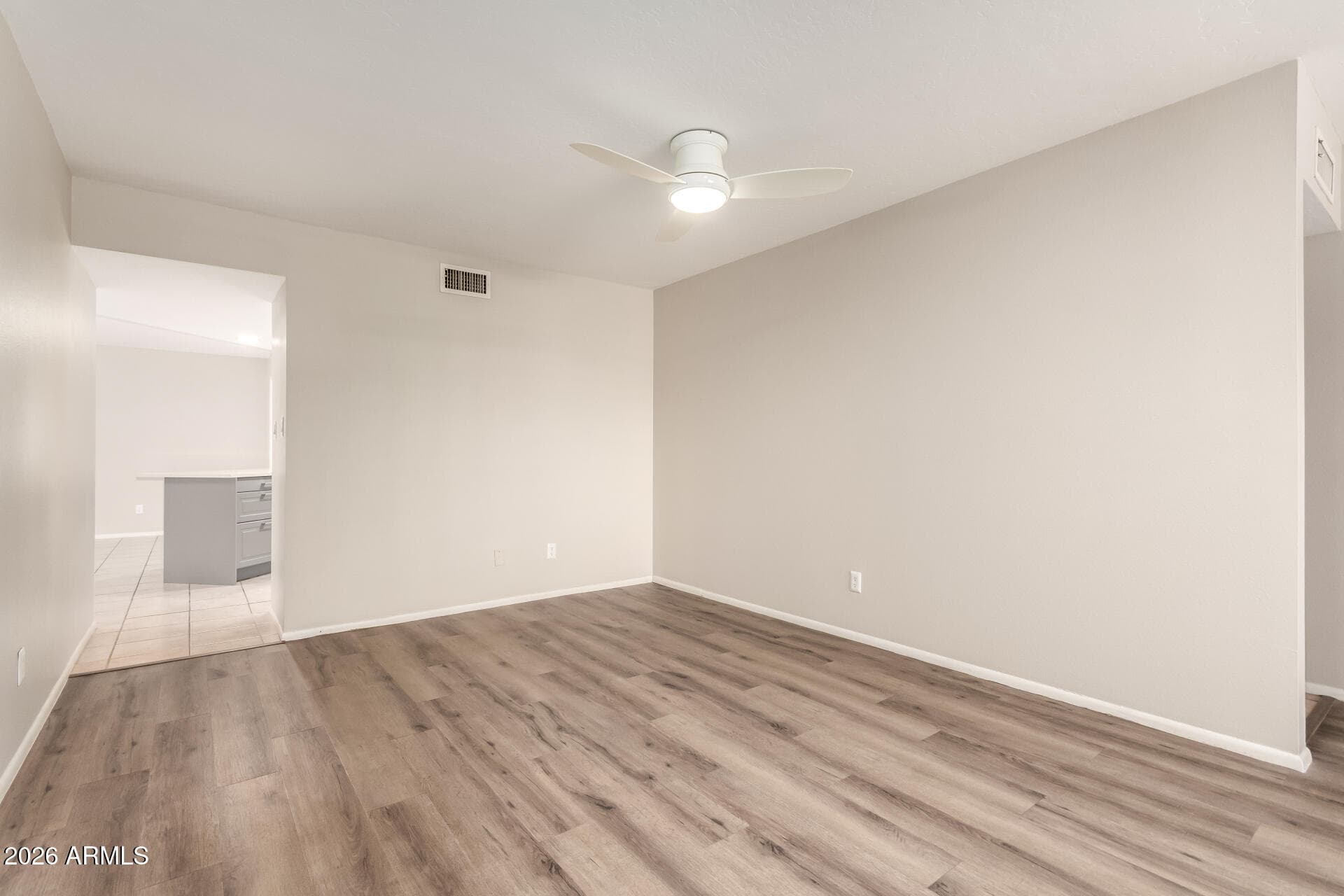 1833 W CITRUS Way, Phoenix, AZ 85015 — photo 8 of 38