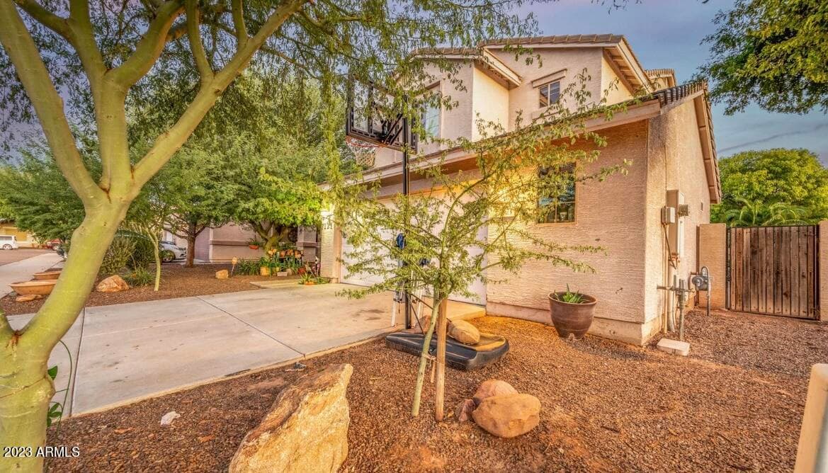 7121 W WILLIAMS Street, Phoenix, AZ 85043 — photo 2 of 14
