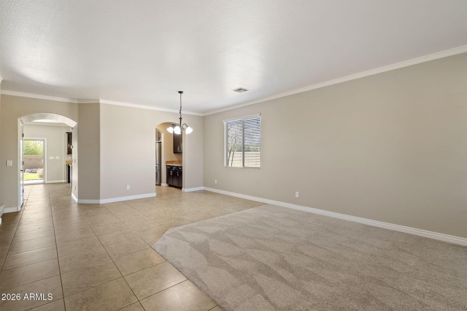 4235 E CASITAS DEL RIO Drive, Phoenix, AZ 85050 — photo 3 of 32