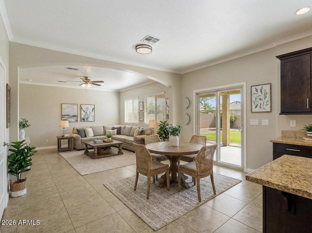 4235 E CASITAS DEL RIO Drive, Phoenix, AZ 85050 — photo 5 of 32