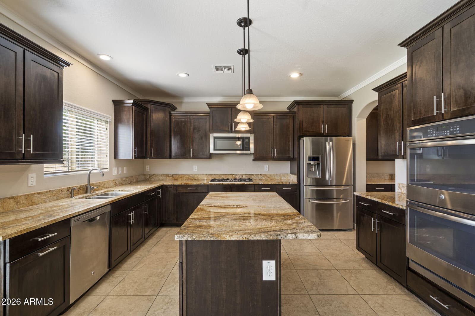 4235 E CASITAS DEL RIO Drive, Phoenix, AZ 85050 — photo 9 of 32