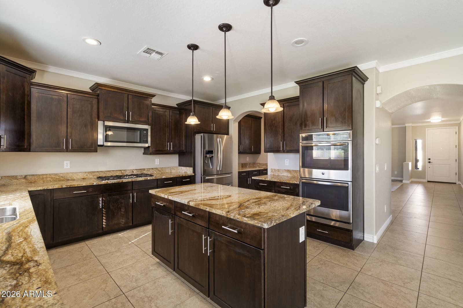 4235 E CASITAS DEL RIO Drive, Phoenix, AZ 85050 — photo 12 of 32