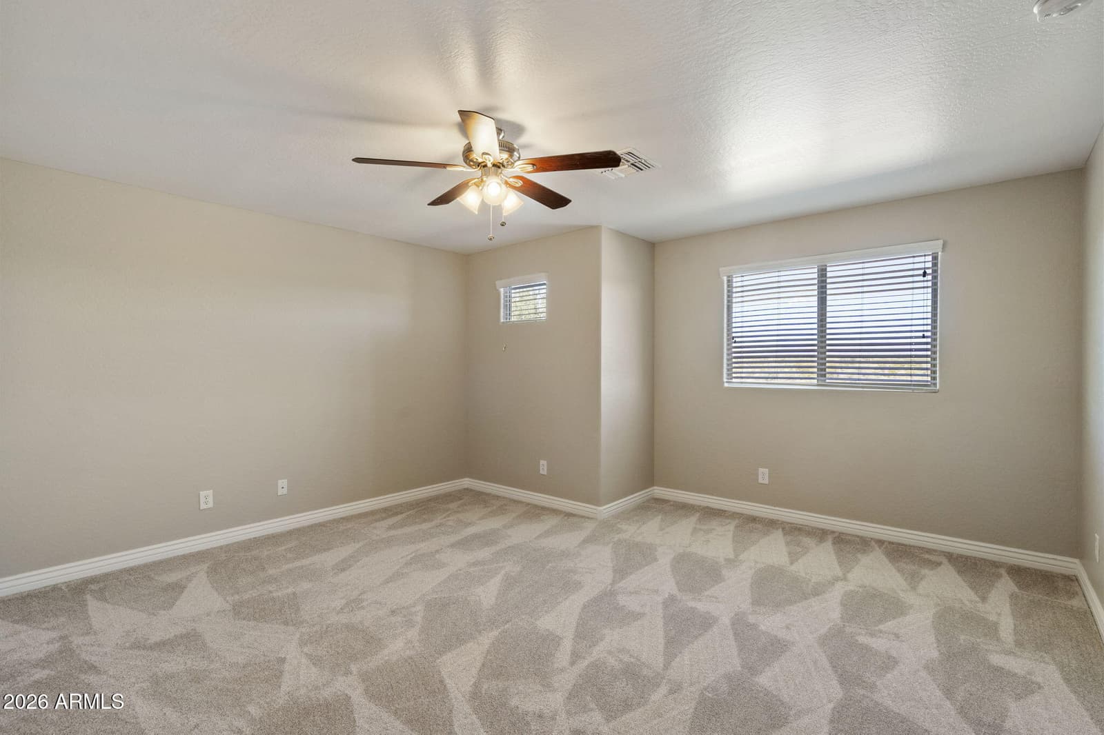 4235 E CASITAS DEL RIO Drive, Phoenix, AZ 85050 — photo 27 of 32
