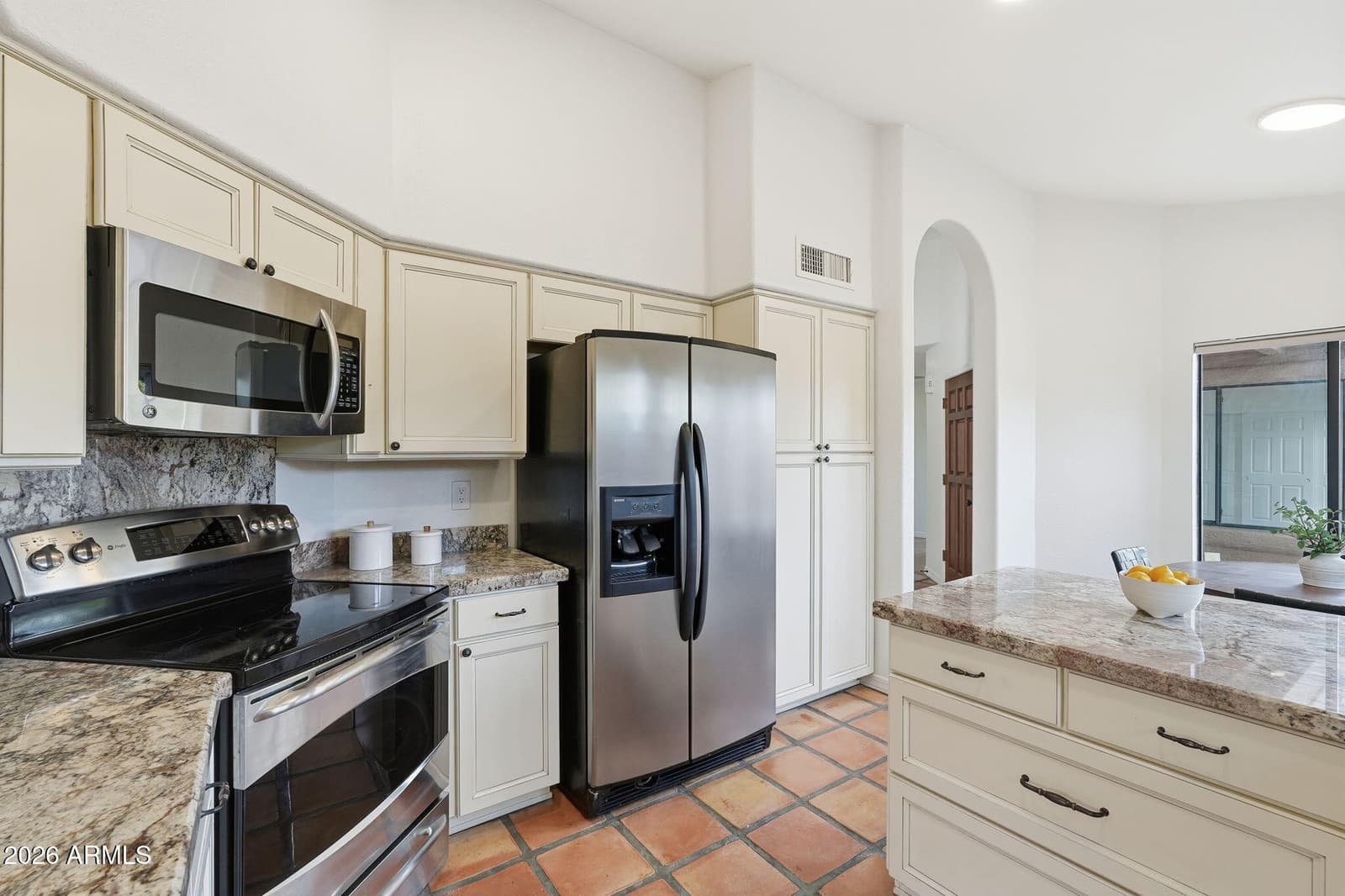8859 S GRANDVIEW Drive, Tempe, AZ 85284 — photo 19 of 40