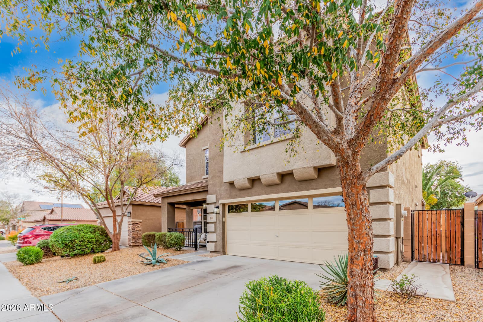 113 W DESERT VISTA Trail, San Tan Valley, AZ 85143 — photo 2 of 34