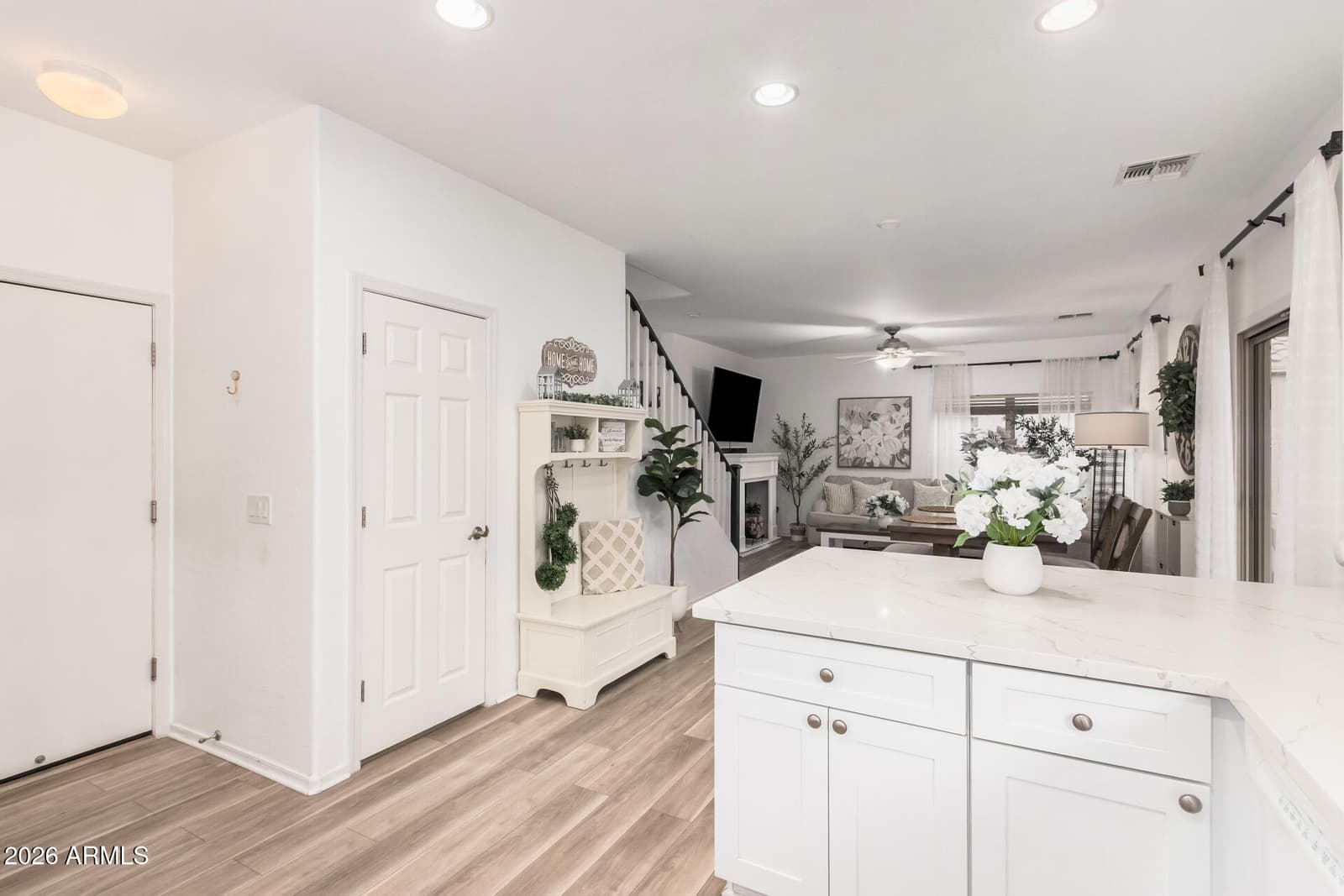 113 W DESERT VISTA Trail, San Tan Valley, AZ 85143 — photo 12 of 34