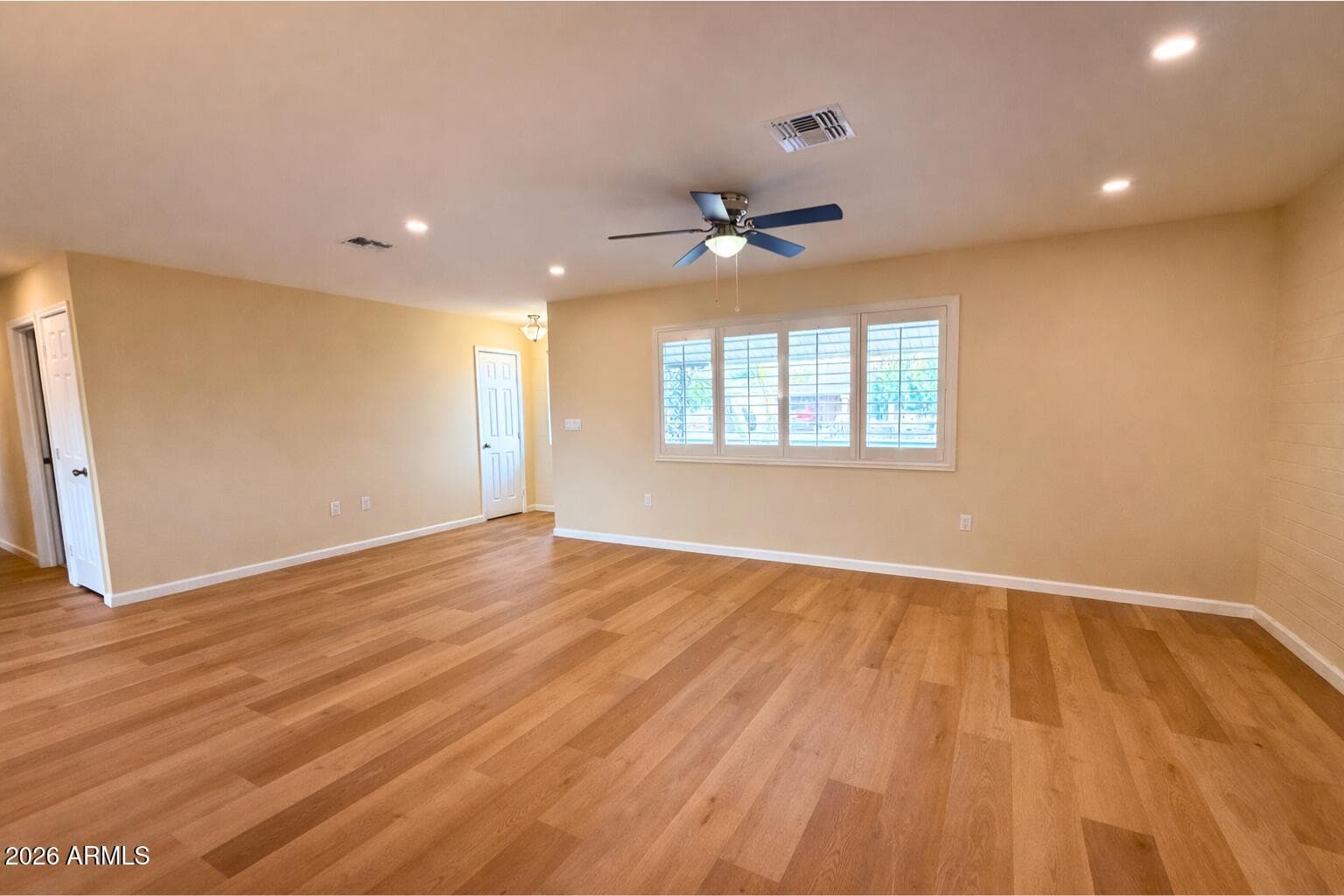 10509 W SNEAD Drive, Sun City, AZ 85351 — photo 12 of 33