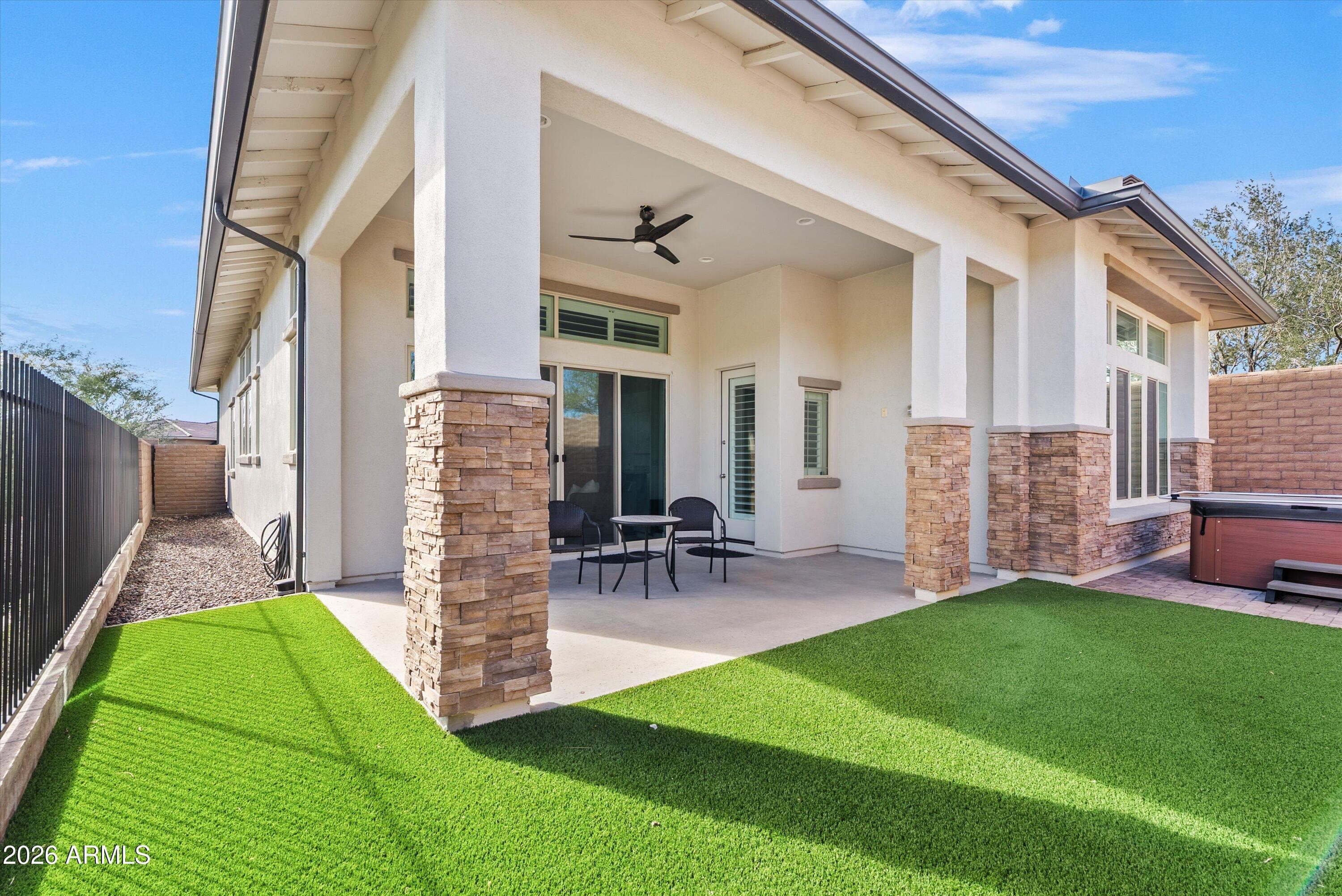 11996 W CREOSOTE Drive, Peoria, AZ 85383 — photo 3 of 39