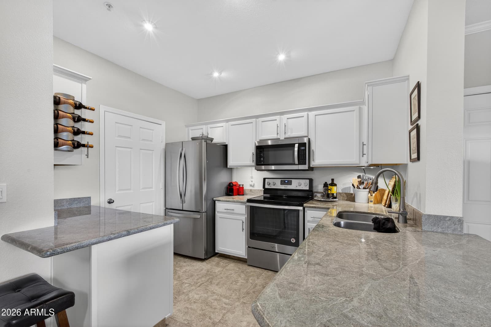 5401 E VAN BUREN Street 3113, Phoenix, AZ 85008 — photo 12 of 46