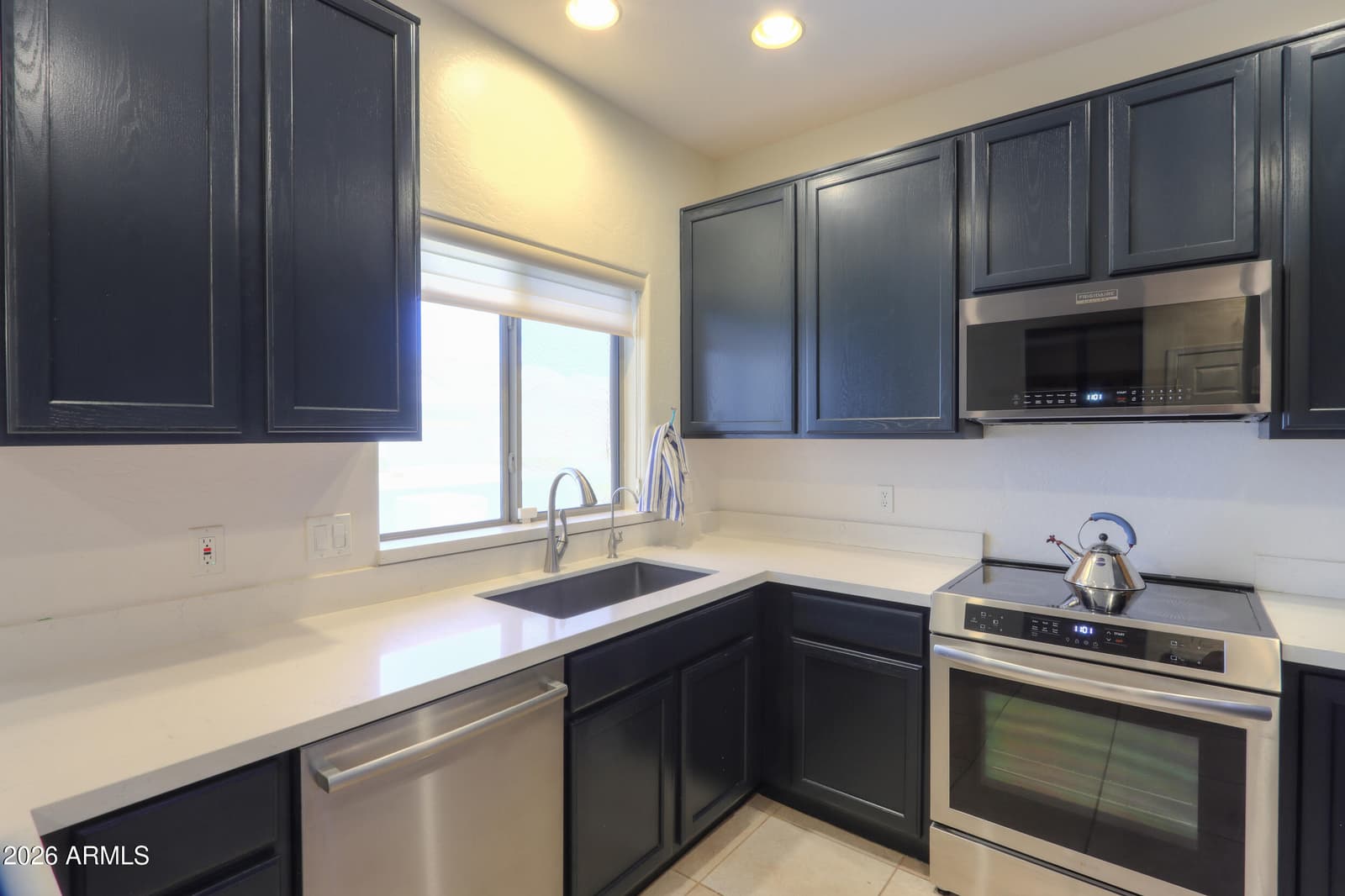 1547 E BRENDA Drive, Casa Grande, AZ 85122 — photo 14 of 35