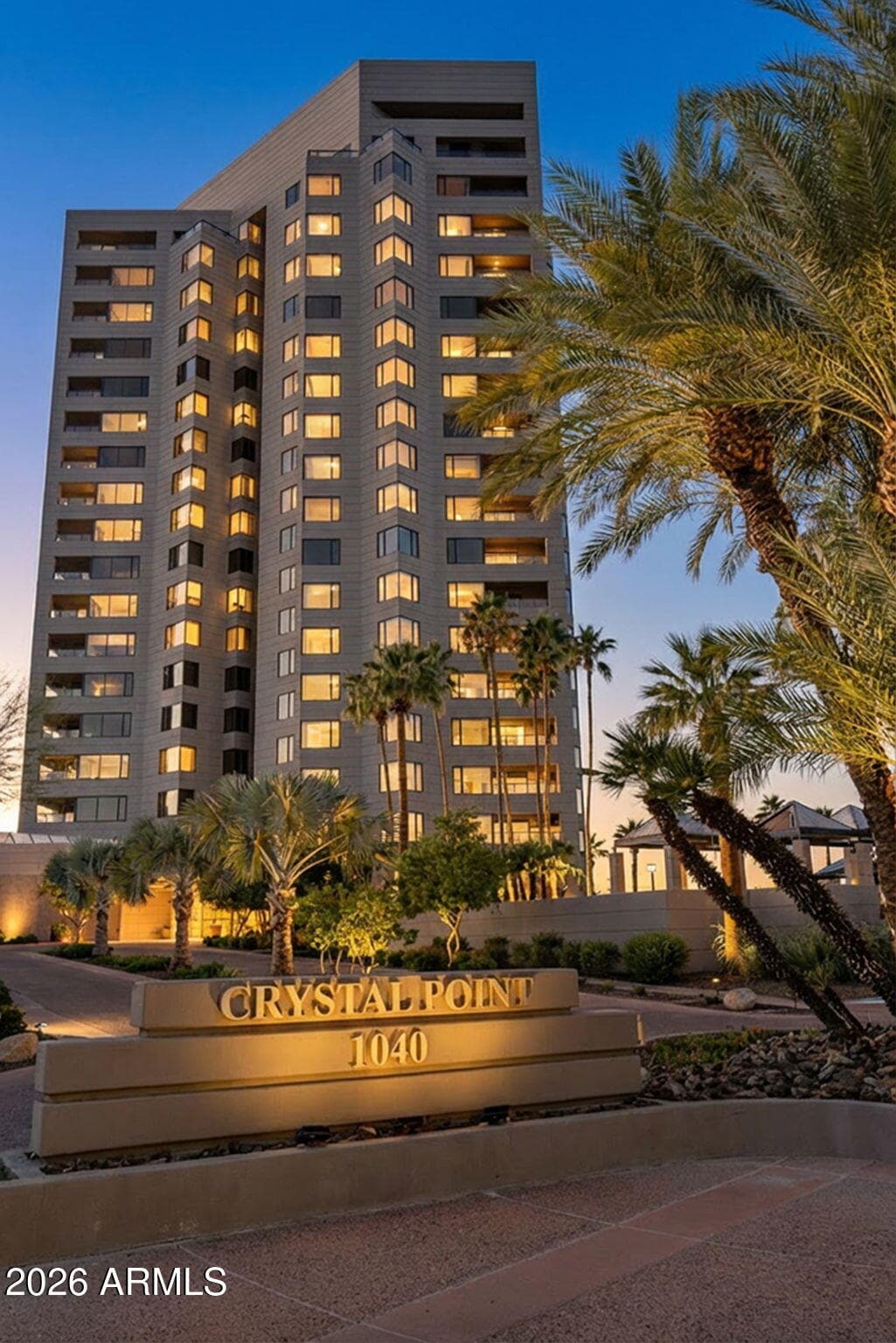 1040 E OSBORN Road 601, Phoenix, AZ 85014 — photo 1 of 54