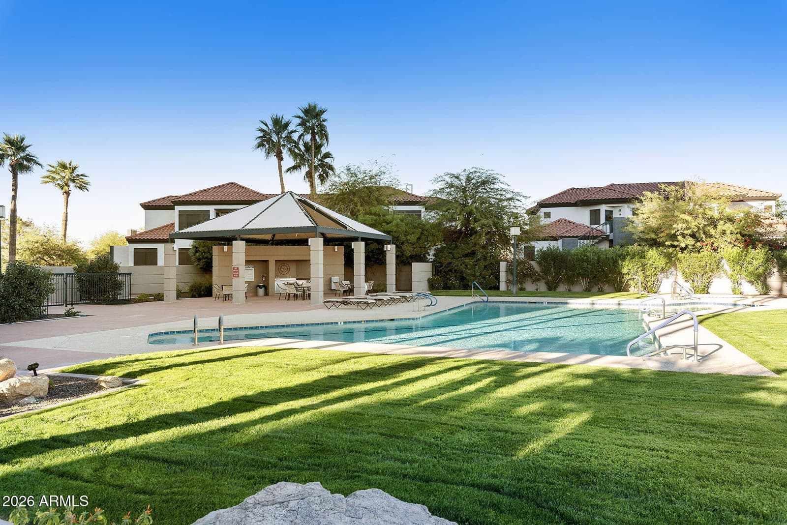 1040 E OSBORN Road 601, Phoenix, AZ 85014 — photo 43 of 54