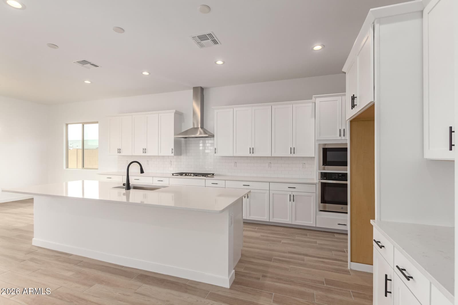 15793 W BRONCO Trail, Surprise, AZ 85387 — photo 8 of 34