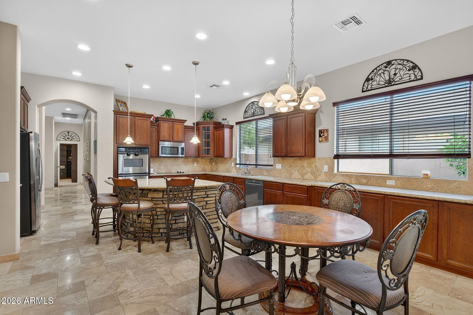 3153 S SIERRA Street, Gilbert, AZ 85295 — photo 3 of 39