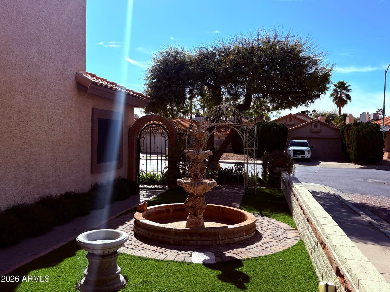 1636 E Villa Theresa Drive, Phoenix, AZ 85022 — photo 5 of 48