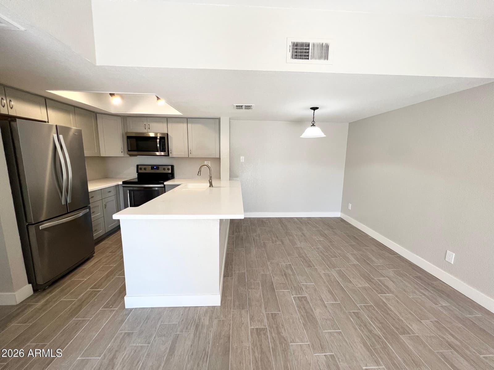 5757 W EUGIE Avenue 2049, Glendale, AZ 85304 — photo 7 of 15