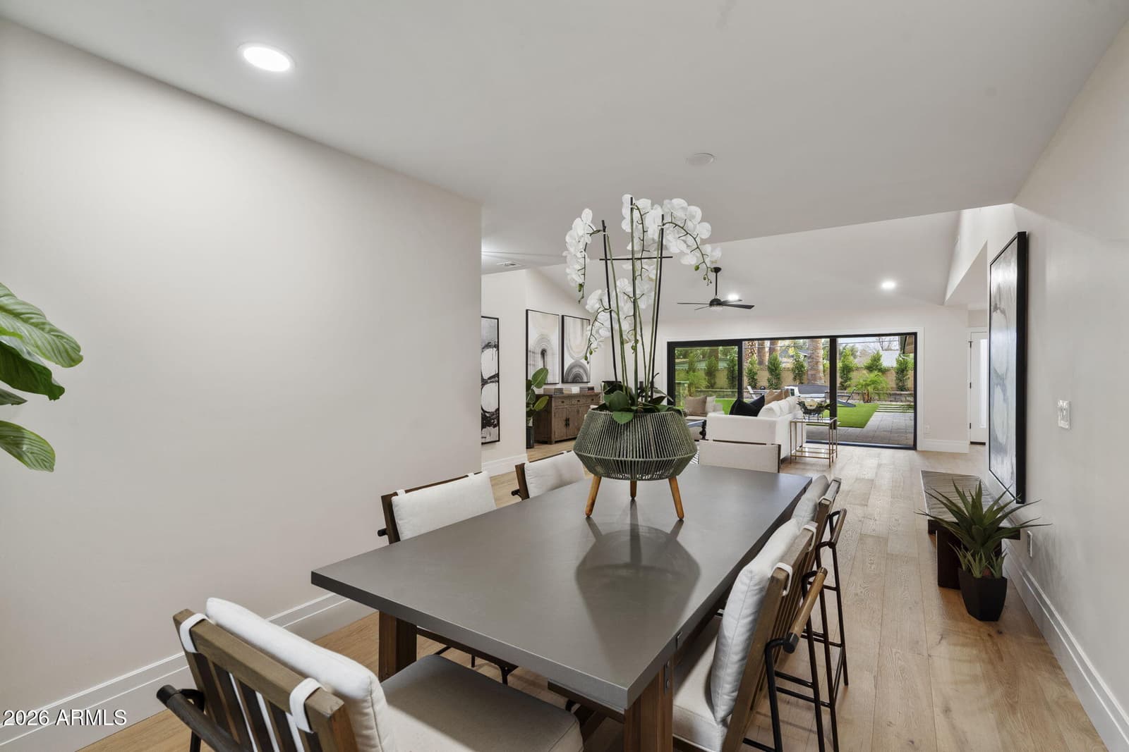 1413 E SAN MIGUEL Avenue, Phoenix, AZ 85014 — photo 12 of 43