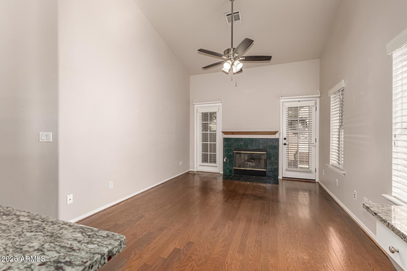 517 S PARADISE Drive, Gilbert, AZ 85233 — photo 10 of 38