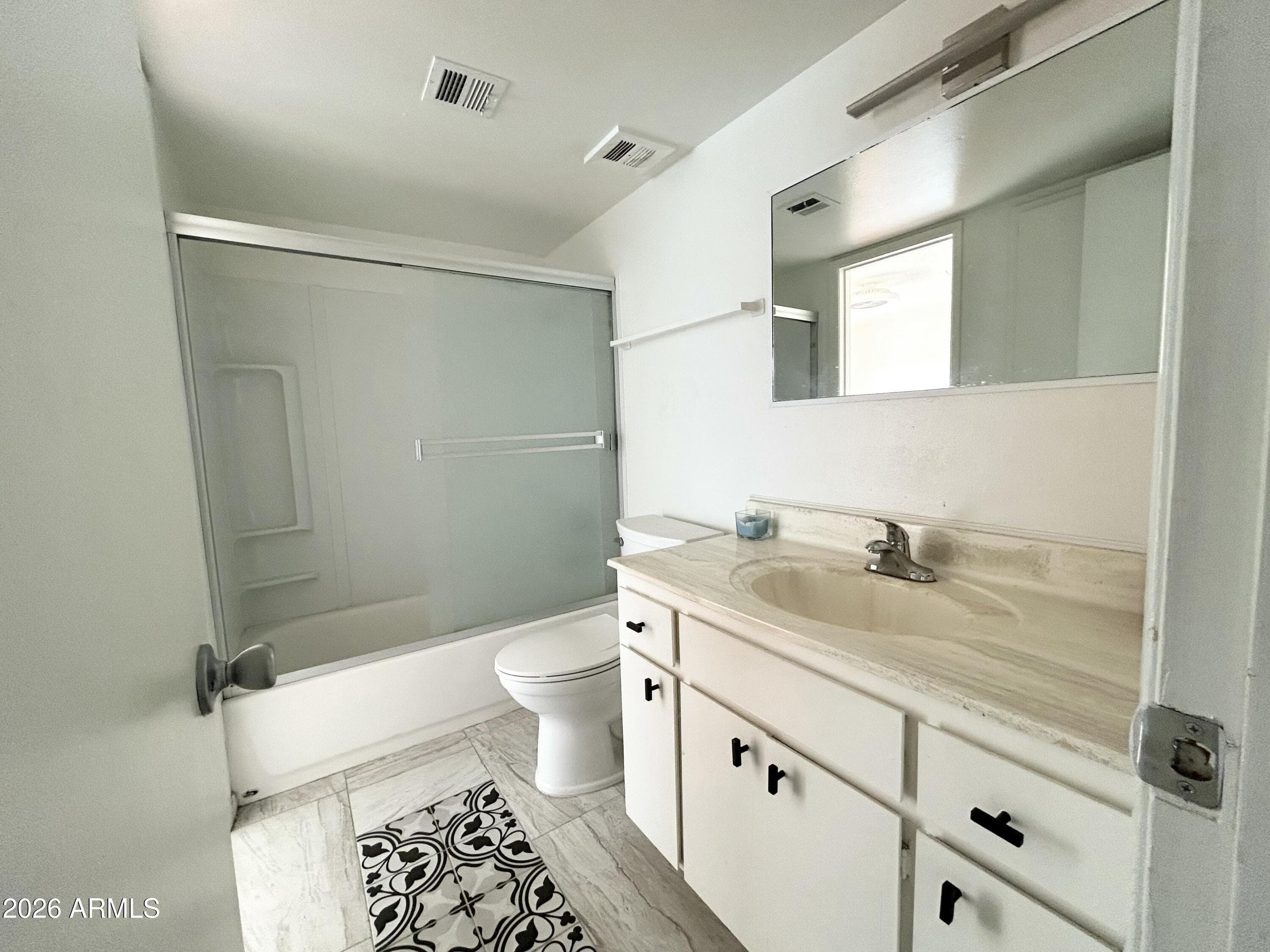 6565 N 19TH Avenue 27, Phoenix, AZ 85015 — photo 10 of 17